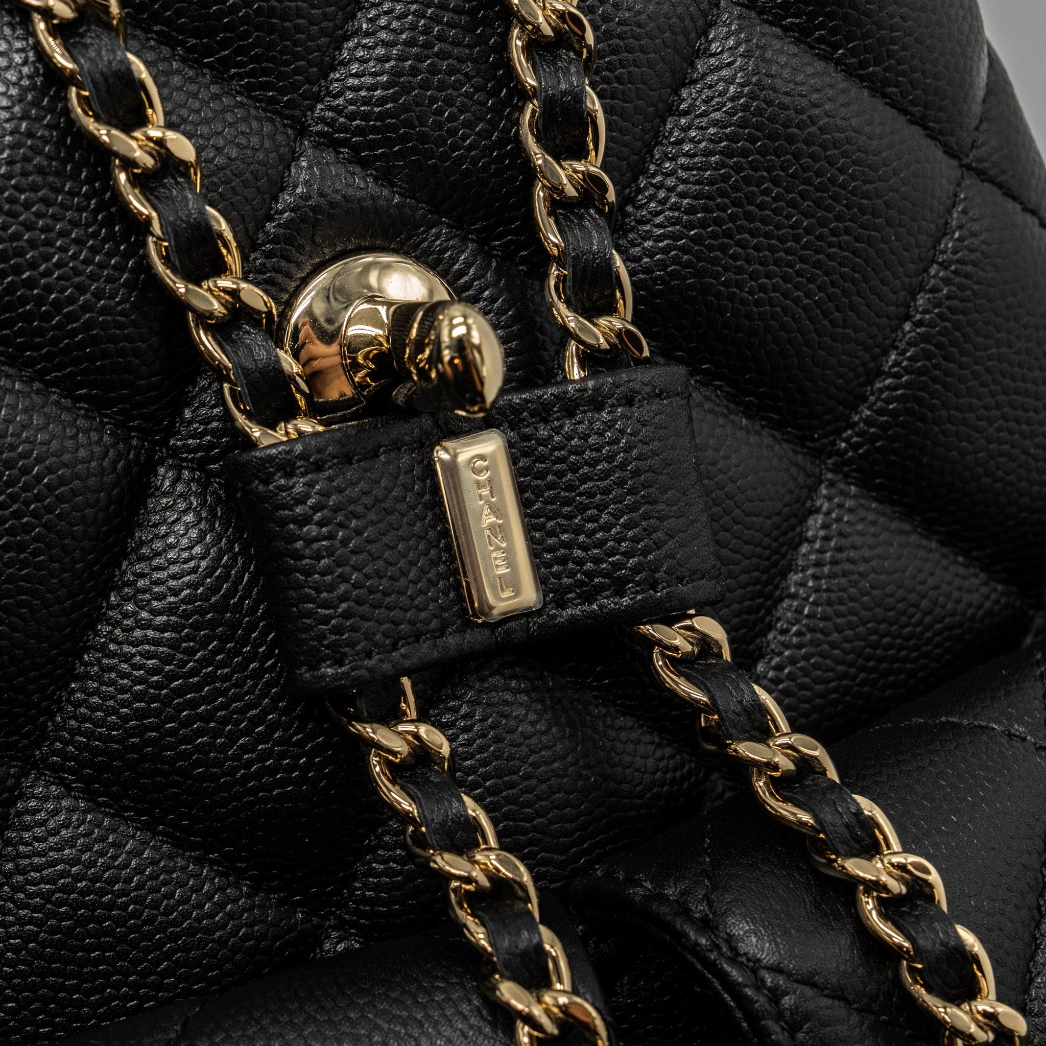 Chanel 22s mini backpack caviar black L(Microchip)