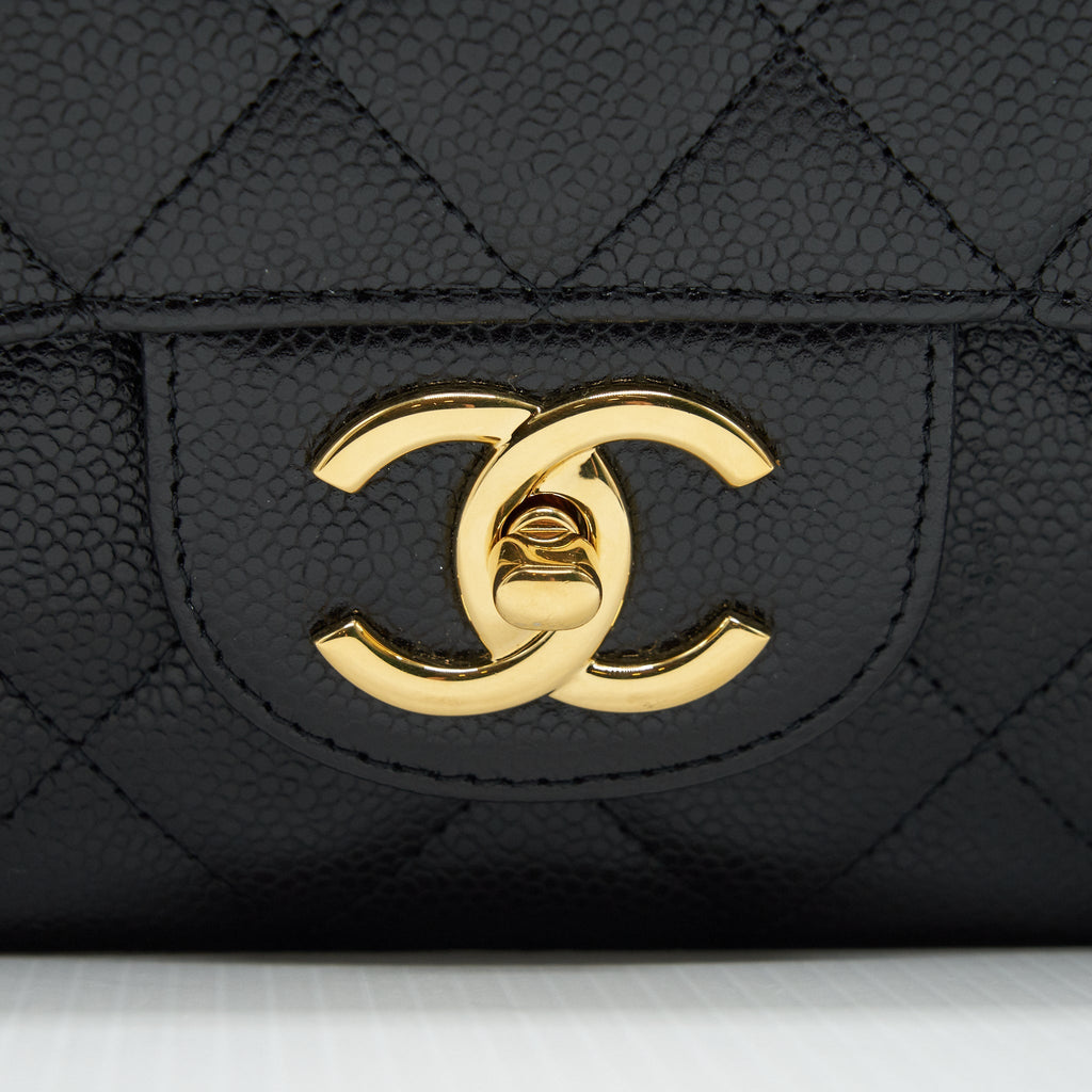 Chanel Maxi Classic Double Flap Caviar black  serial 20