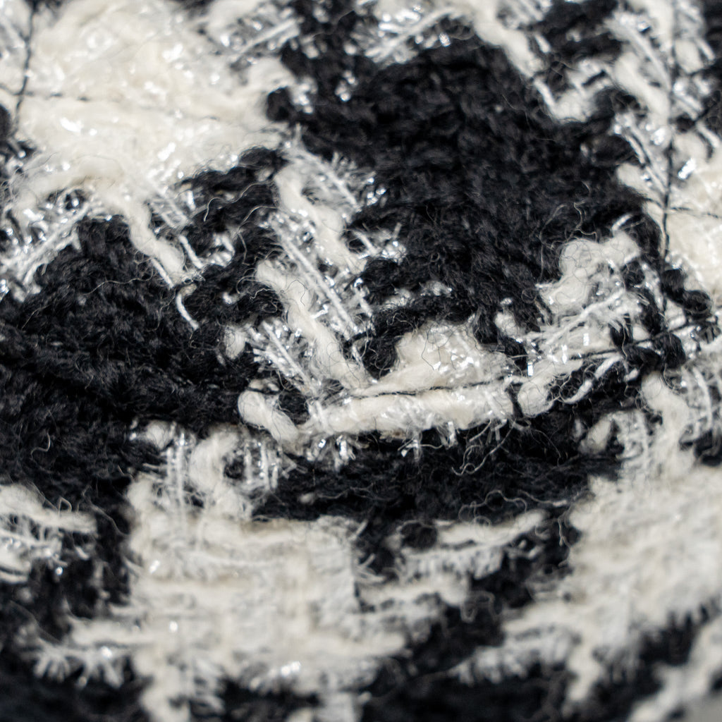 Chanel 19 round clutch  with chain with coin purse tweed / lambskin black/ white