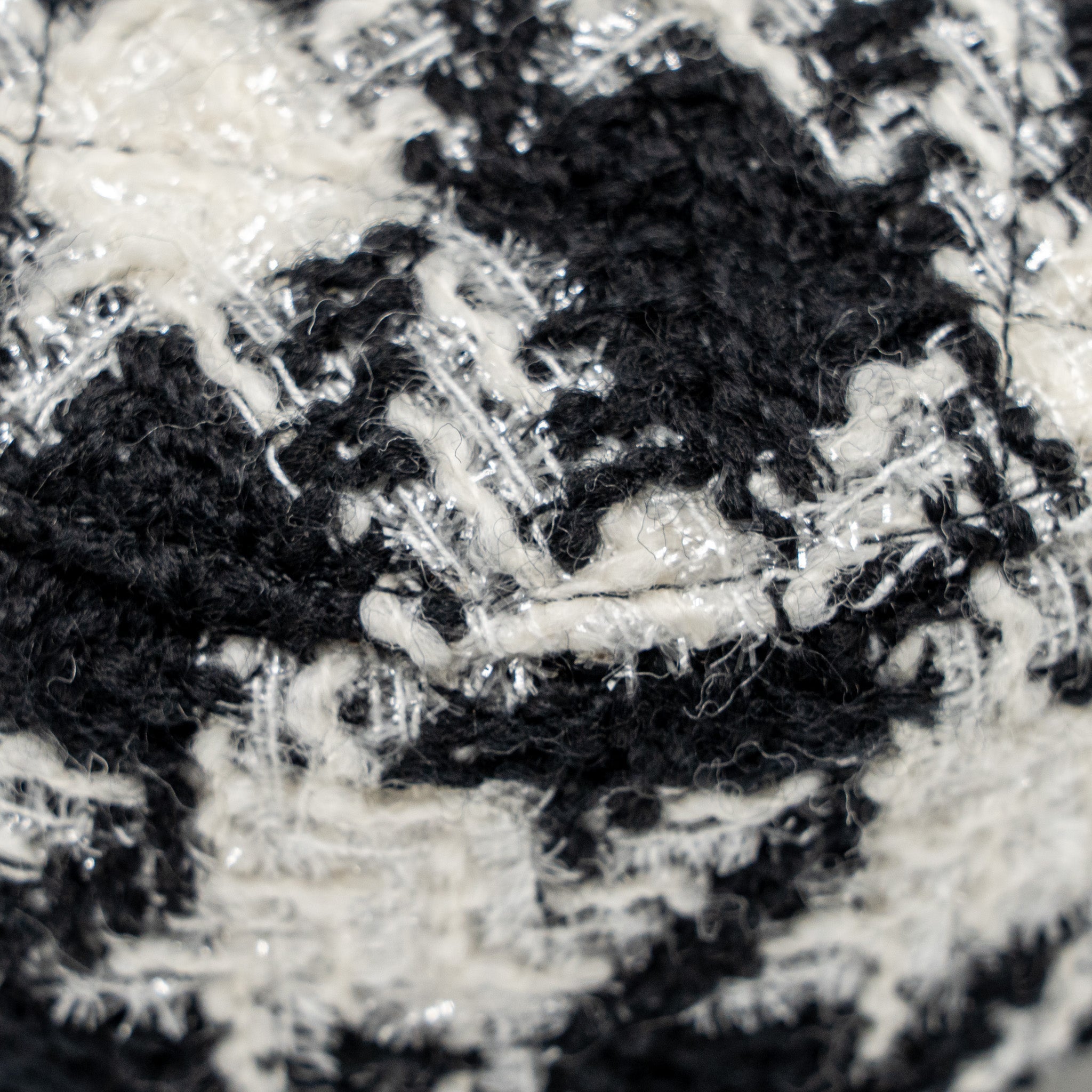 Chanel 19 round clutch  with chain with coin purse tweed / lambskin black/ white