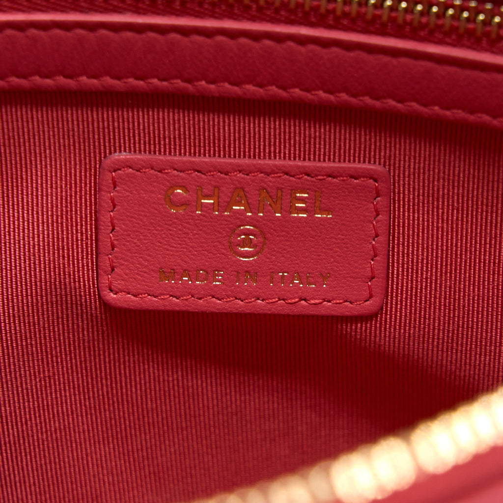 Chanel Chevron Clutch Lambskin Pink L