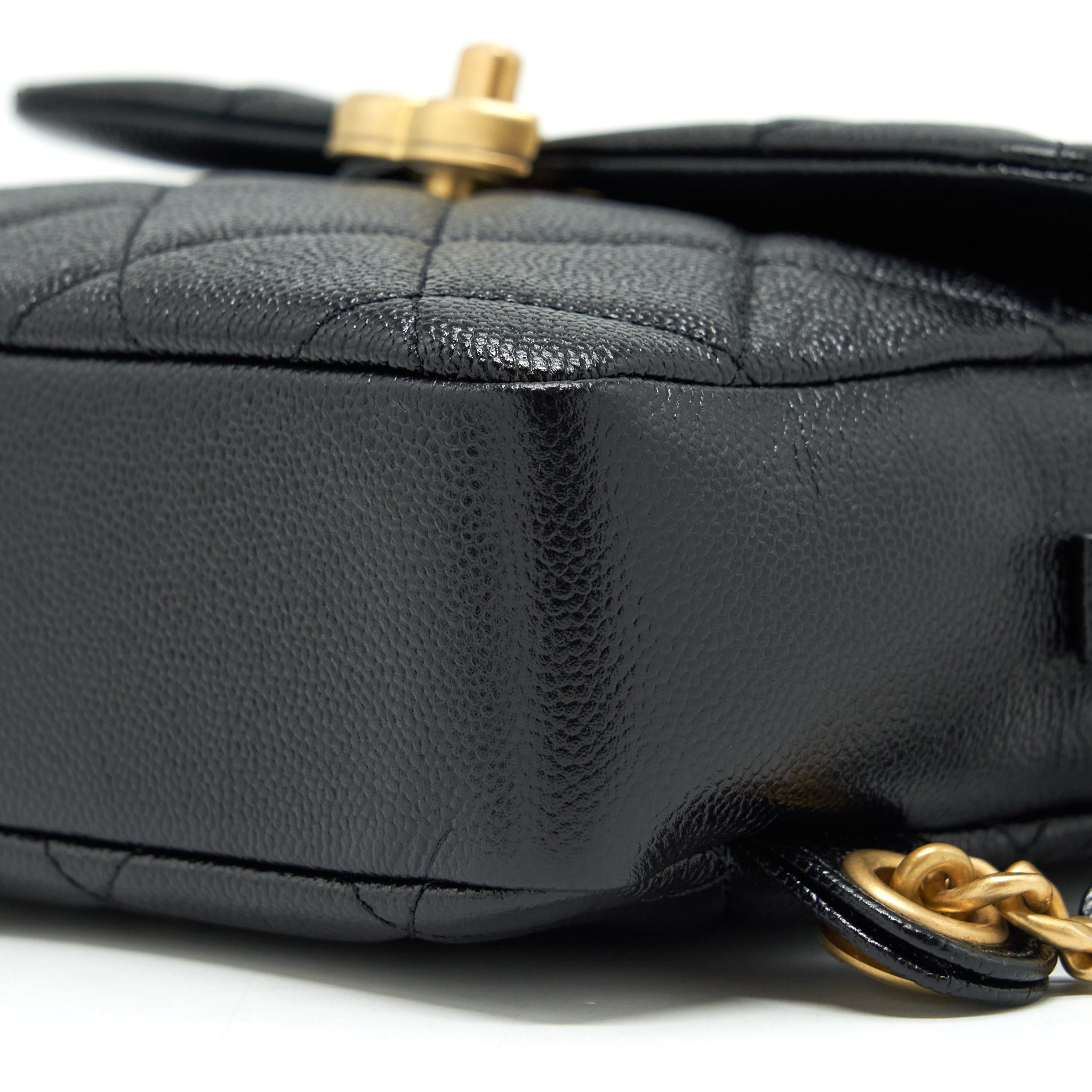 Chanel 22P Flap Backpack Caviar Black