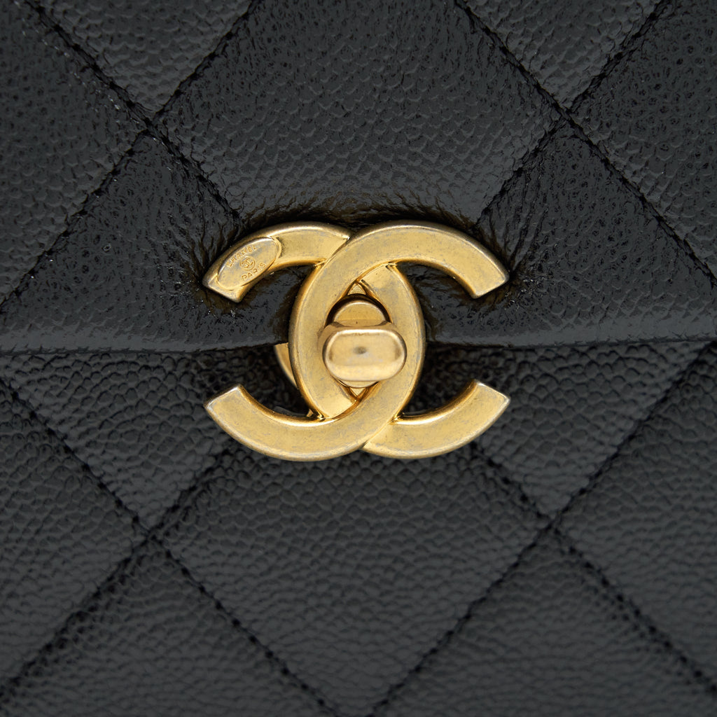 Chanel 22P Flap Backpack Caviar Black