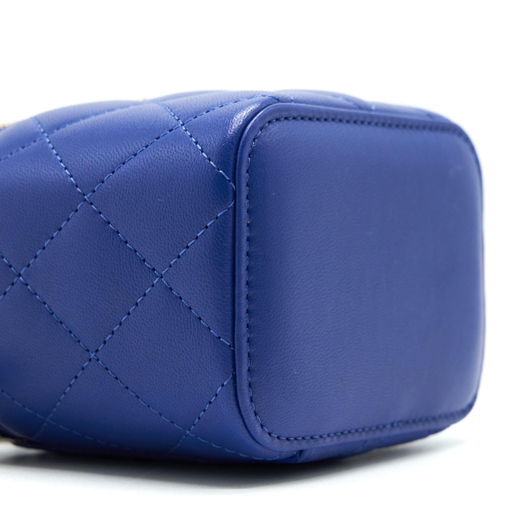 Chanel 21K mini Top handle Vanity with Chain Blue L