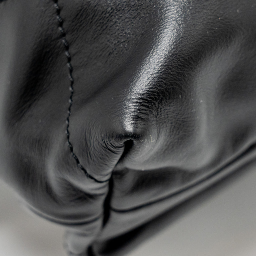 Chanel 22 Backpack White Letter Logo Shiny Calfskin Black  (Microchip)