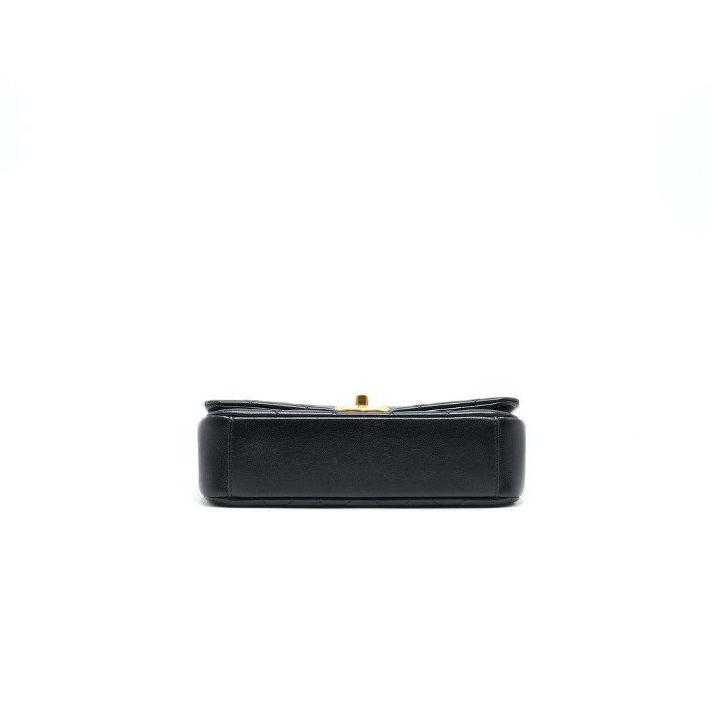 Chanel Shiny Lambskin Flap Bag Black