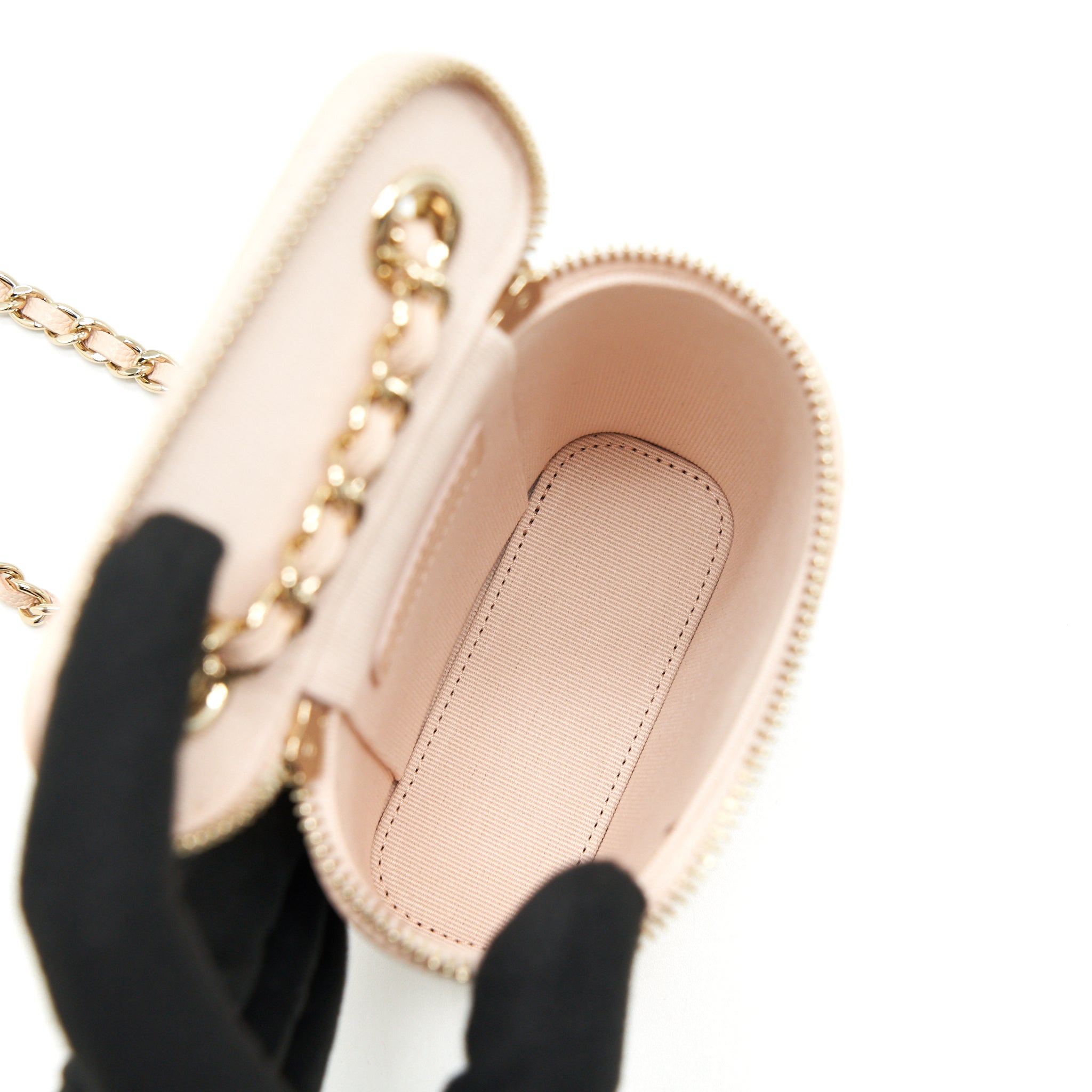 Chanel 22C Light Beige Caviar Vertical Vanity With Chain L