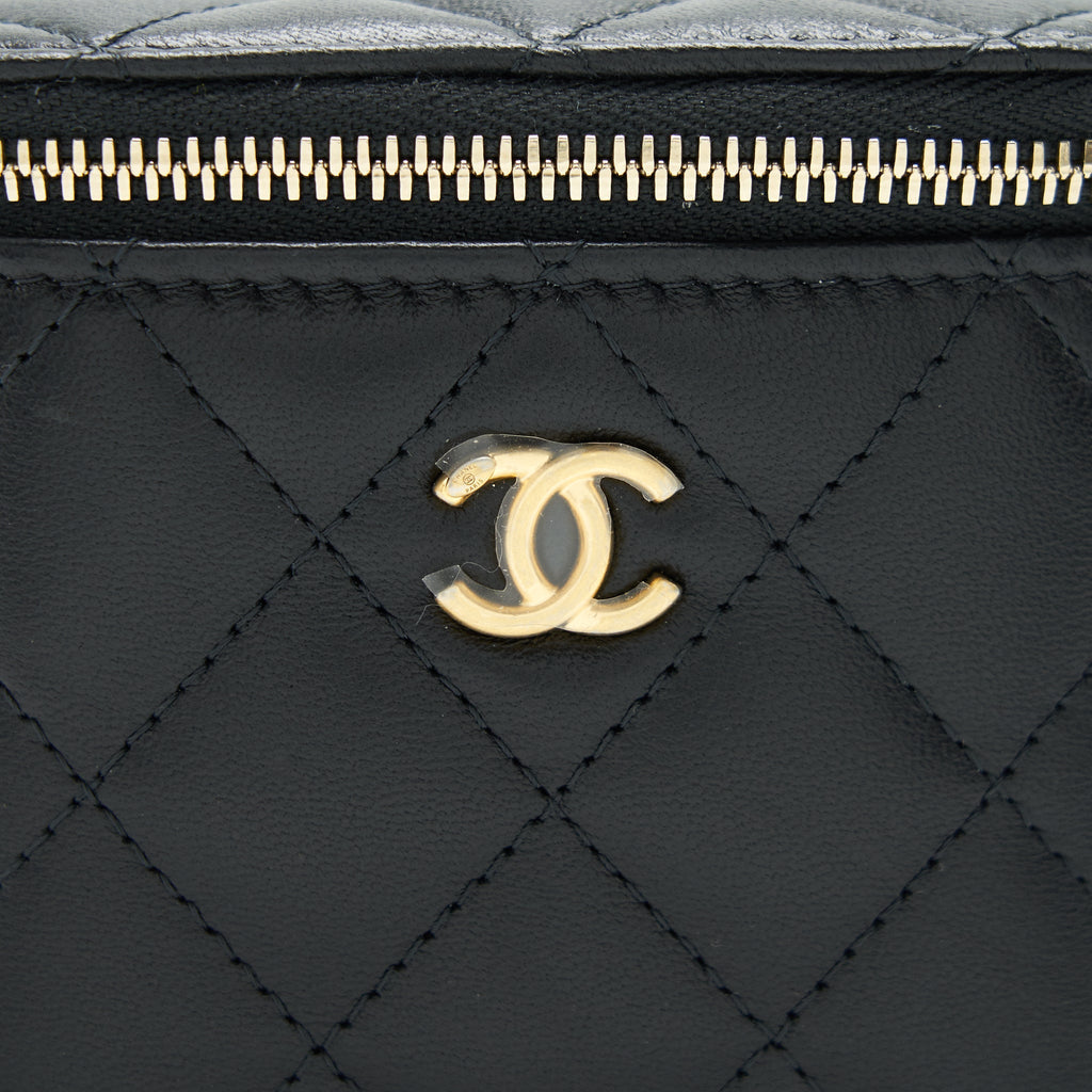 Chanel 22C Pearl Crush Mini Vanity With Chain Lambskin Black