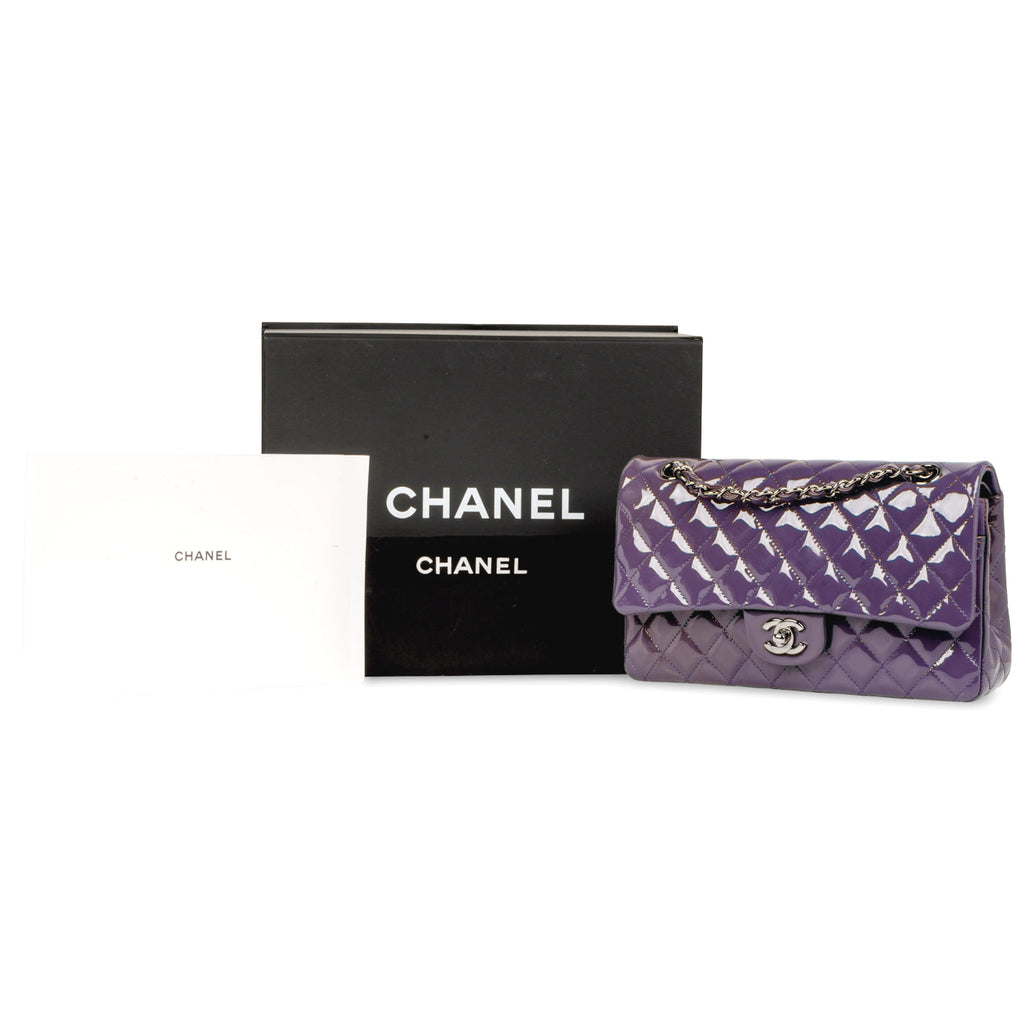 Chanel Classic Flap Bag - Medium