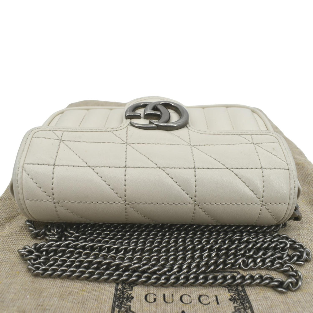 GUCCI GG Marmont Super Mini Matelasse Leather Shoulder Bag White 476433