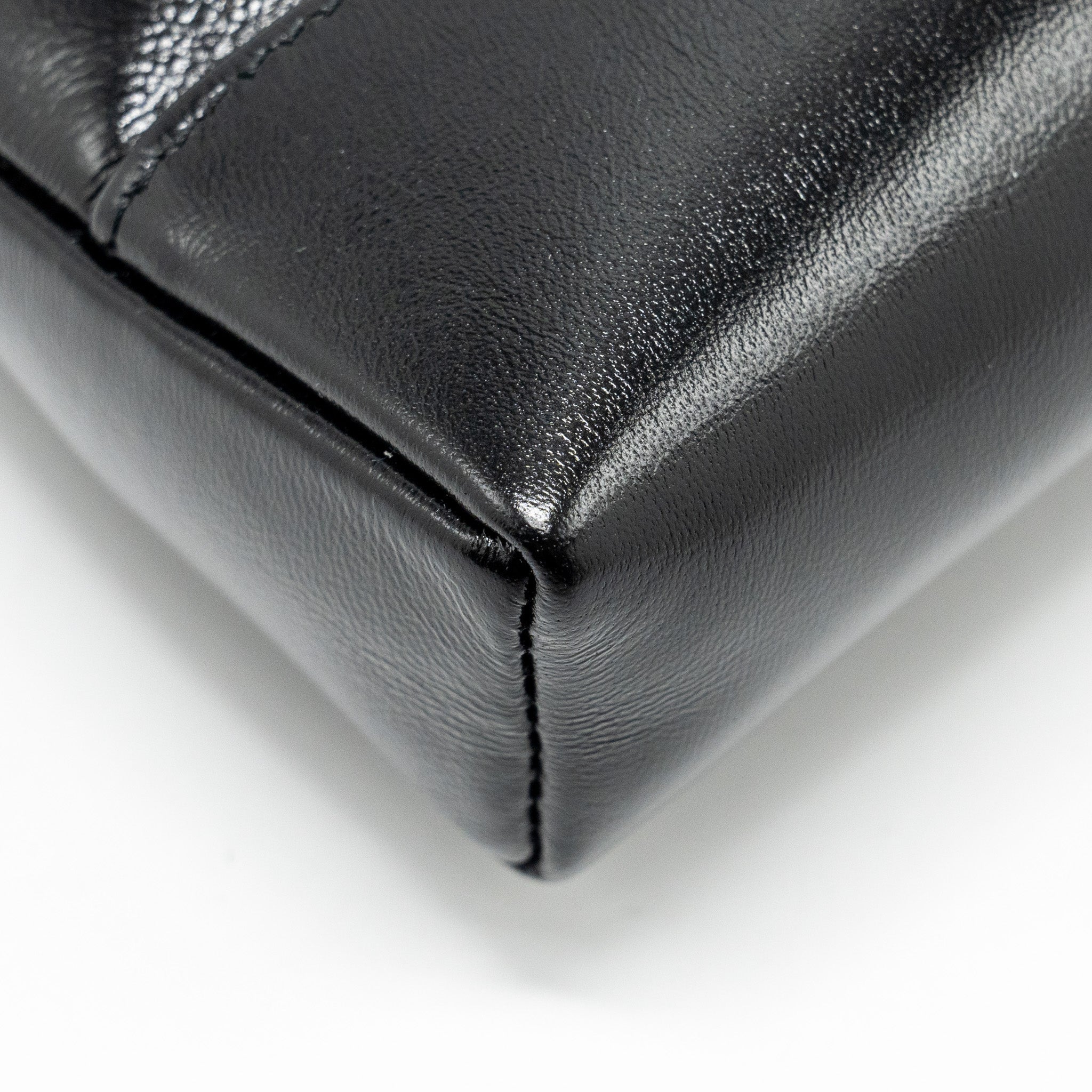 Chanel Mini 31 Clutch with Chain Shiny Calfskin Black L (microchip)