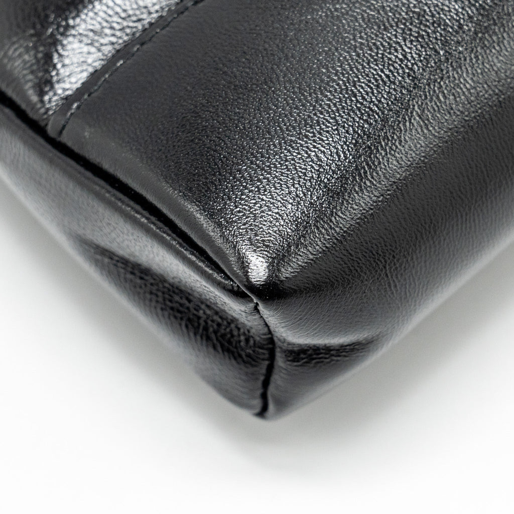 Chanel Mini 31 Clutch with Chain Shiny Calfskin Black L (microchip)