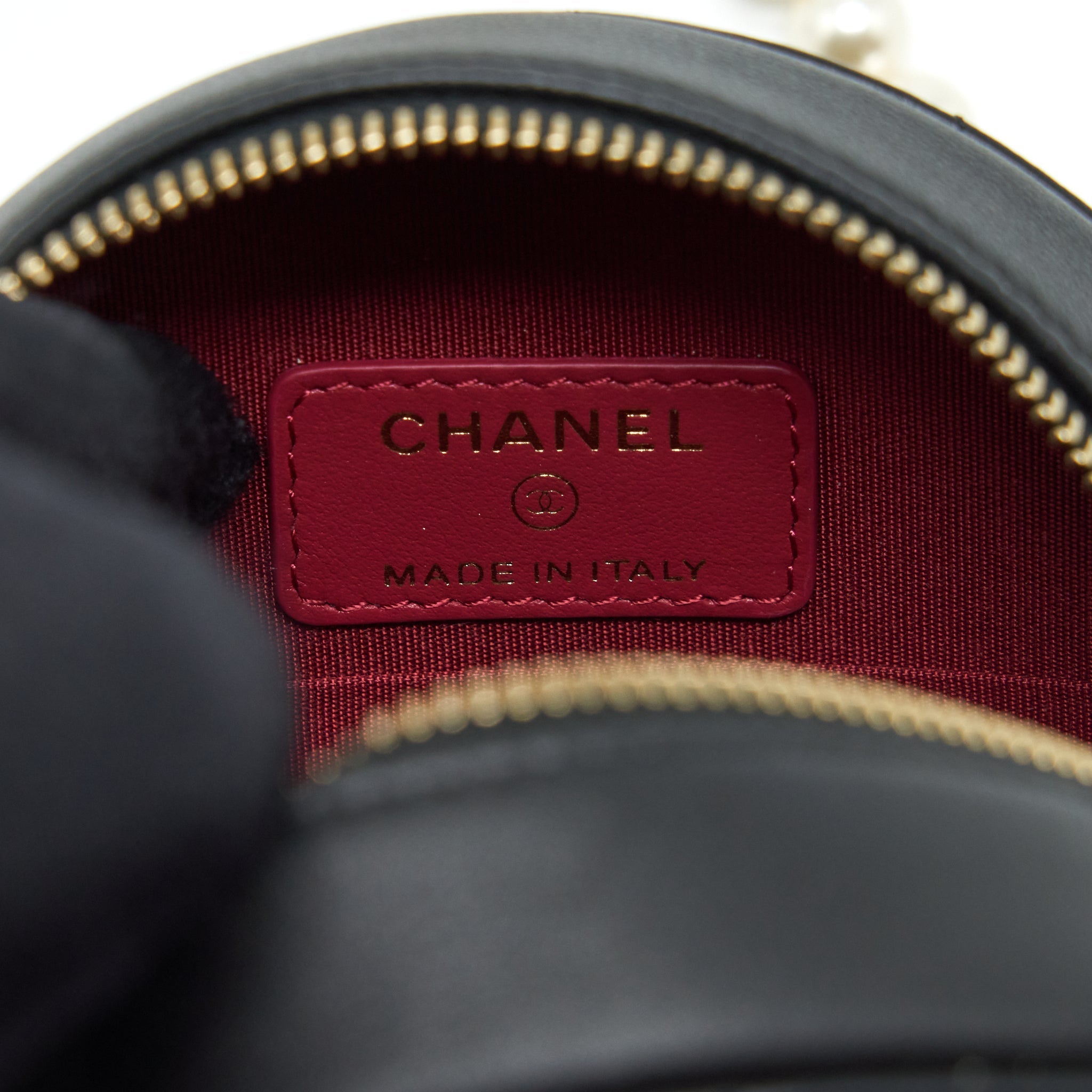 Chanel Pearl Round Clutch With Chain Calfskin Black