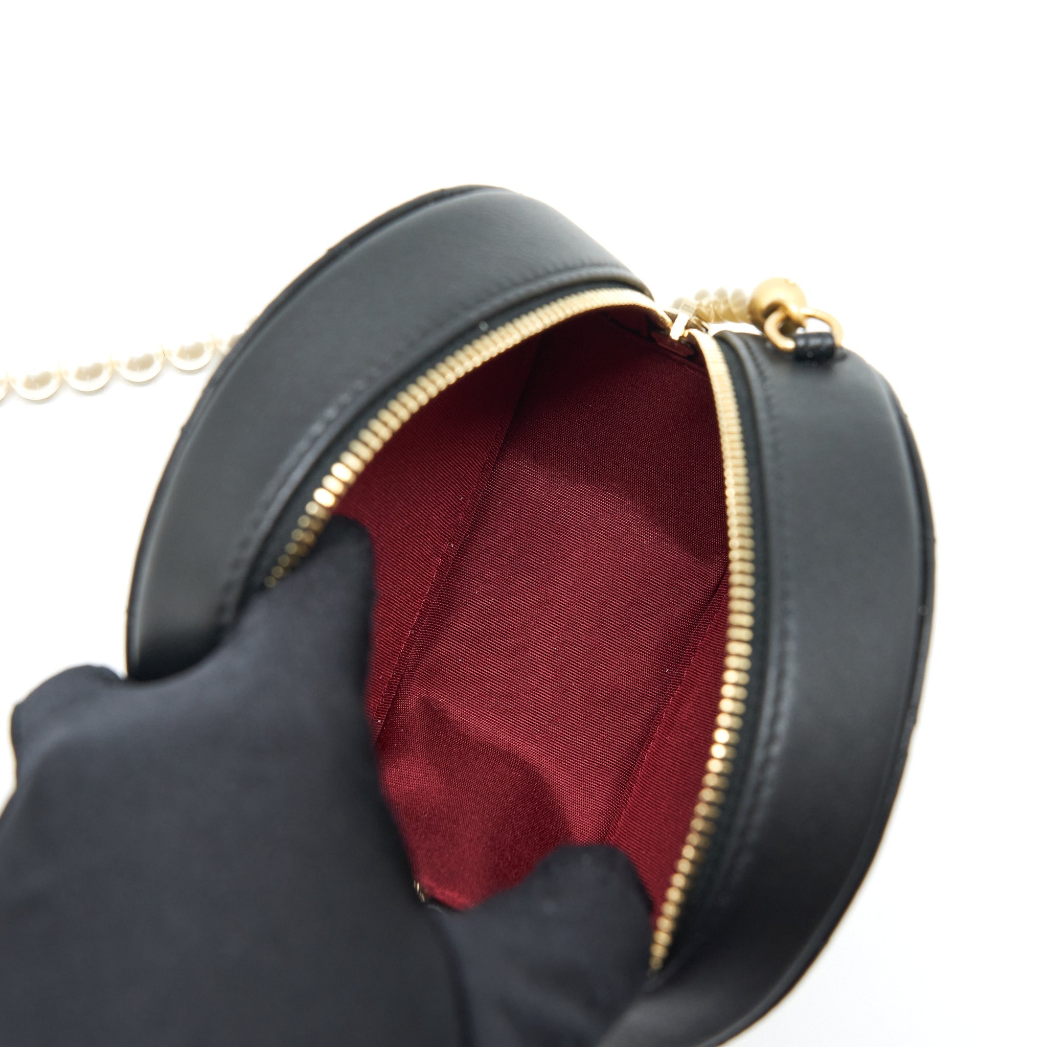 Chanel Pearl Round Clutch With Chain Calfskin Black