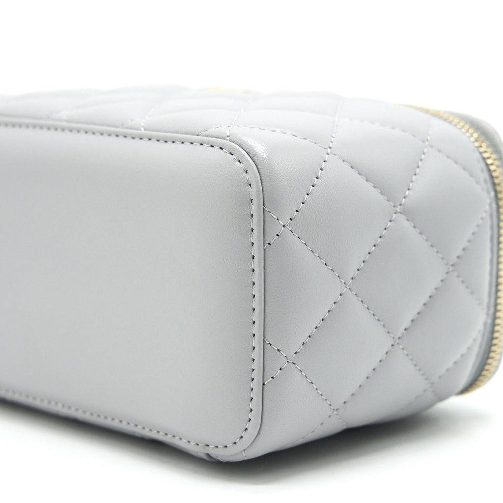 Chanel 21B Pearl Crush Long Vanity with Chain Light Grey
