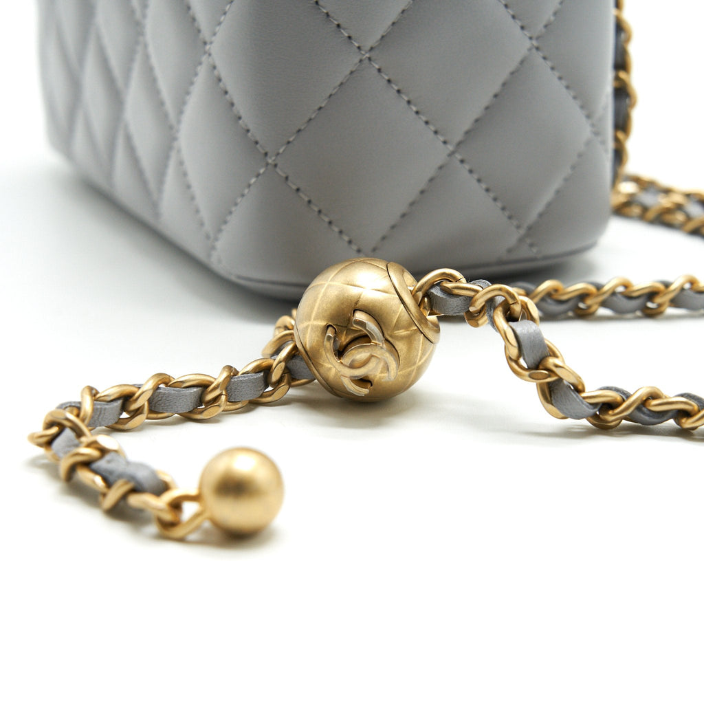 Chanel 21B Pearl Crush Long Vanity with Chain Light Grey