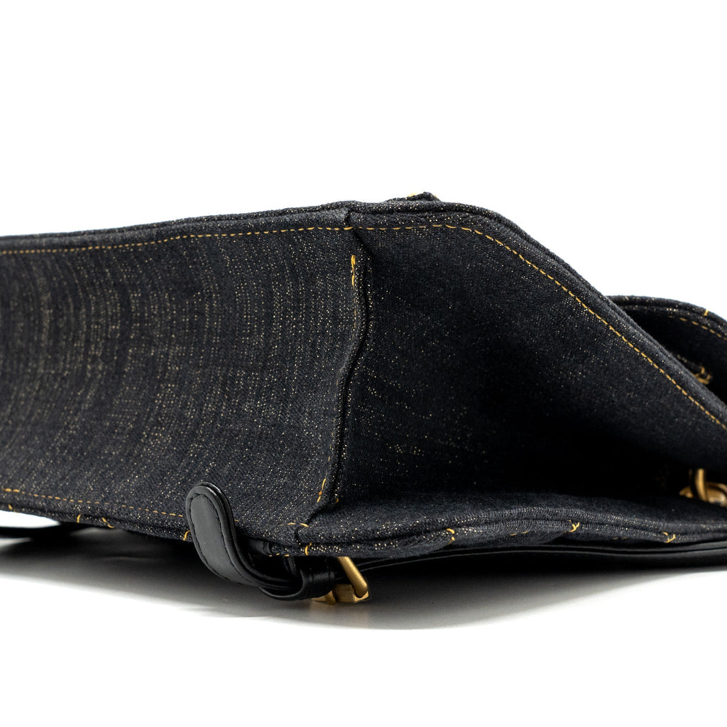 Chanel 23S flap backpack denim dark blue Brushed  (microchip)