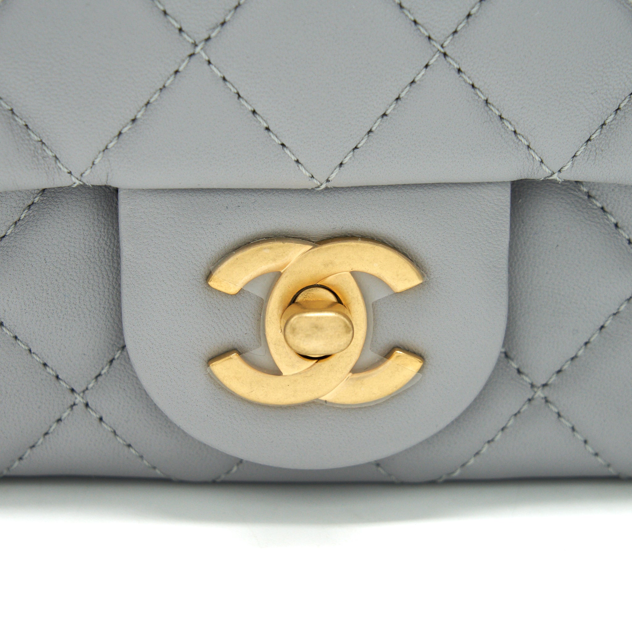 Chanel 21B Pearl Crush mini square Flap Bag grey