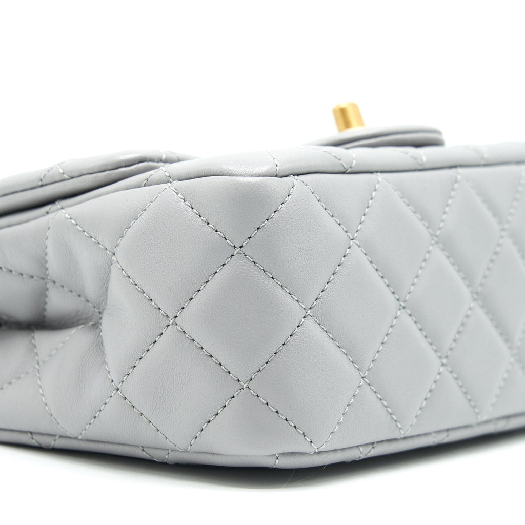 Chanel 21B Pearl Crush mini square Flap Bag grey
