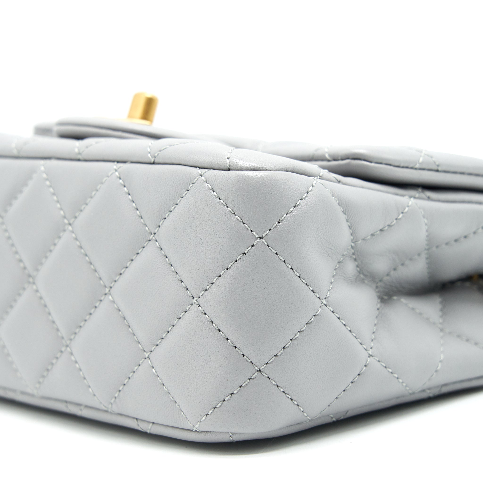 Chanel 21B Pearl Crush mini square Flap Bag grey