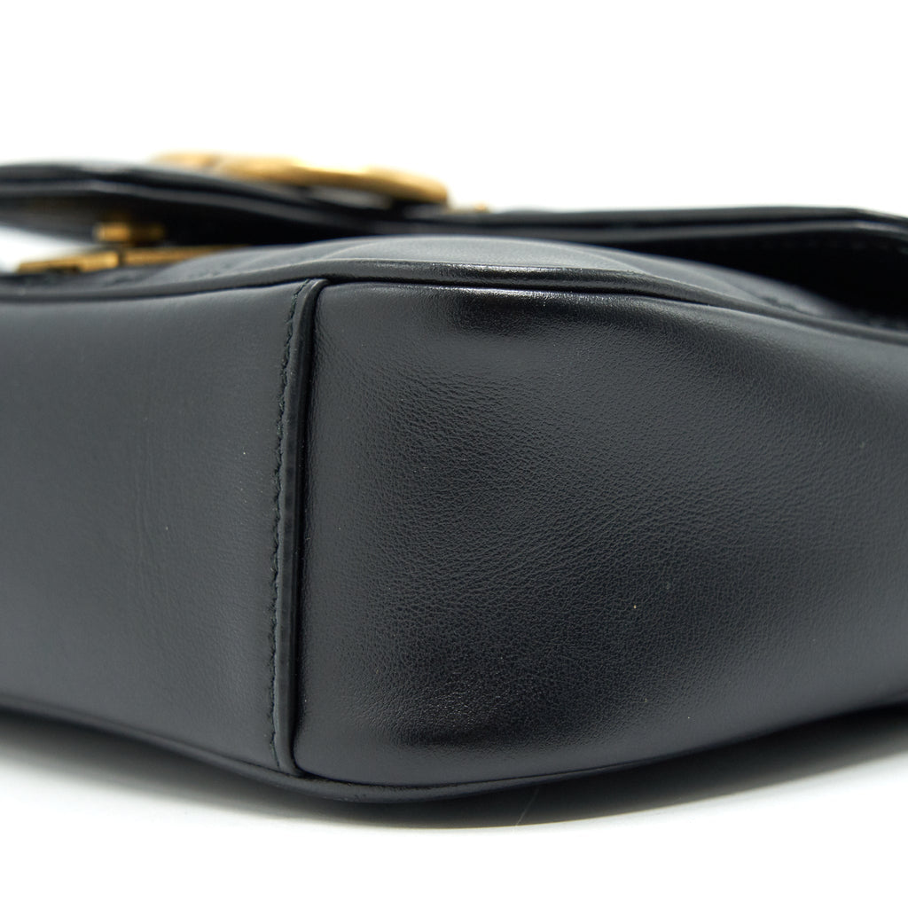 Gucci GG Marmont Mini Matelasse Shoulder Bag Black