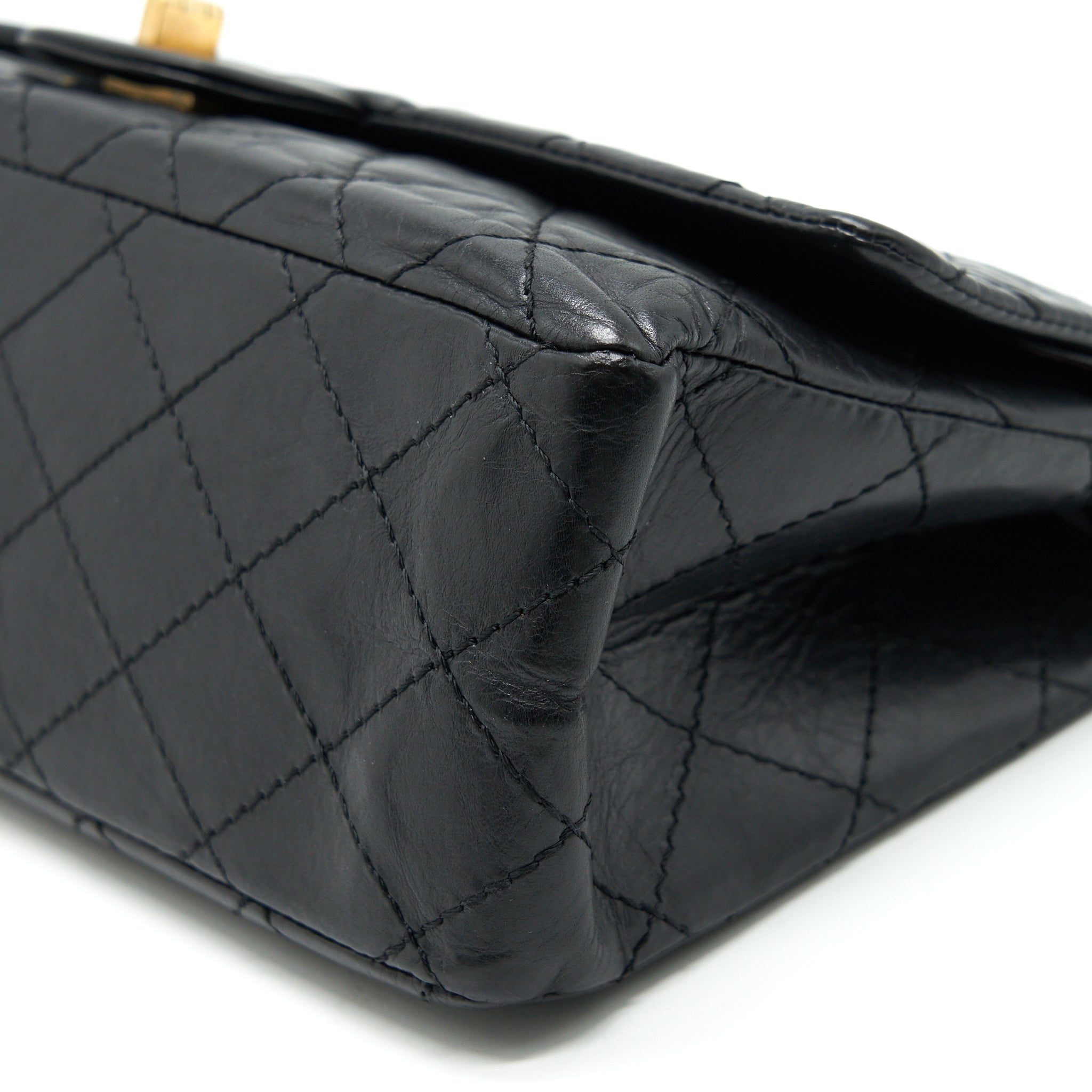 CHANEL 2.55 226 Reissue Flap Bag Aged Calfskin in Black