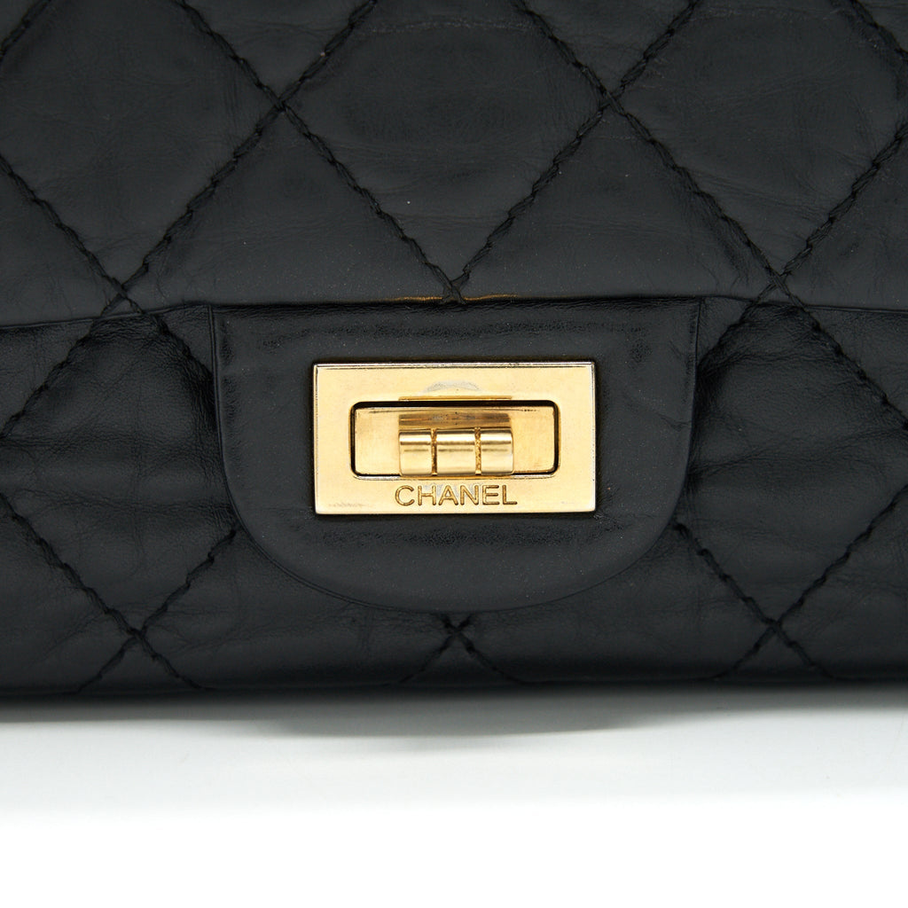 CHANEL 2.55 226 Reissue Flap Bag Aged Calfskin in Black