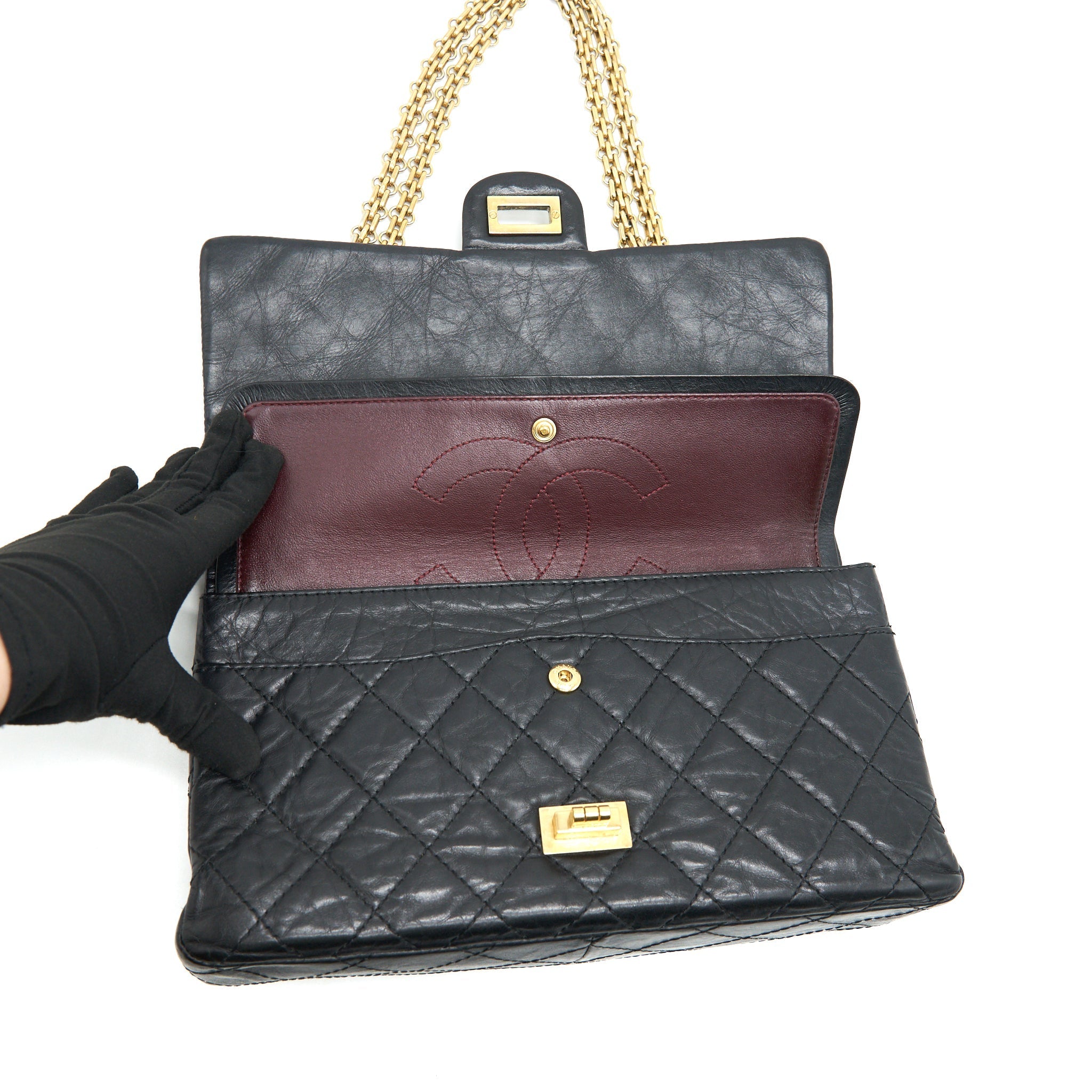CHANEL 2.55 226 Reissue Flap Bag Aged Calfskin in Black