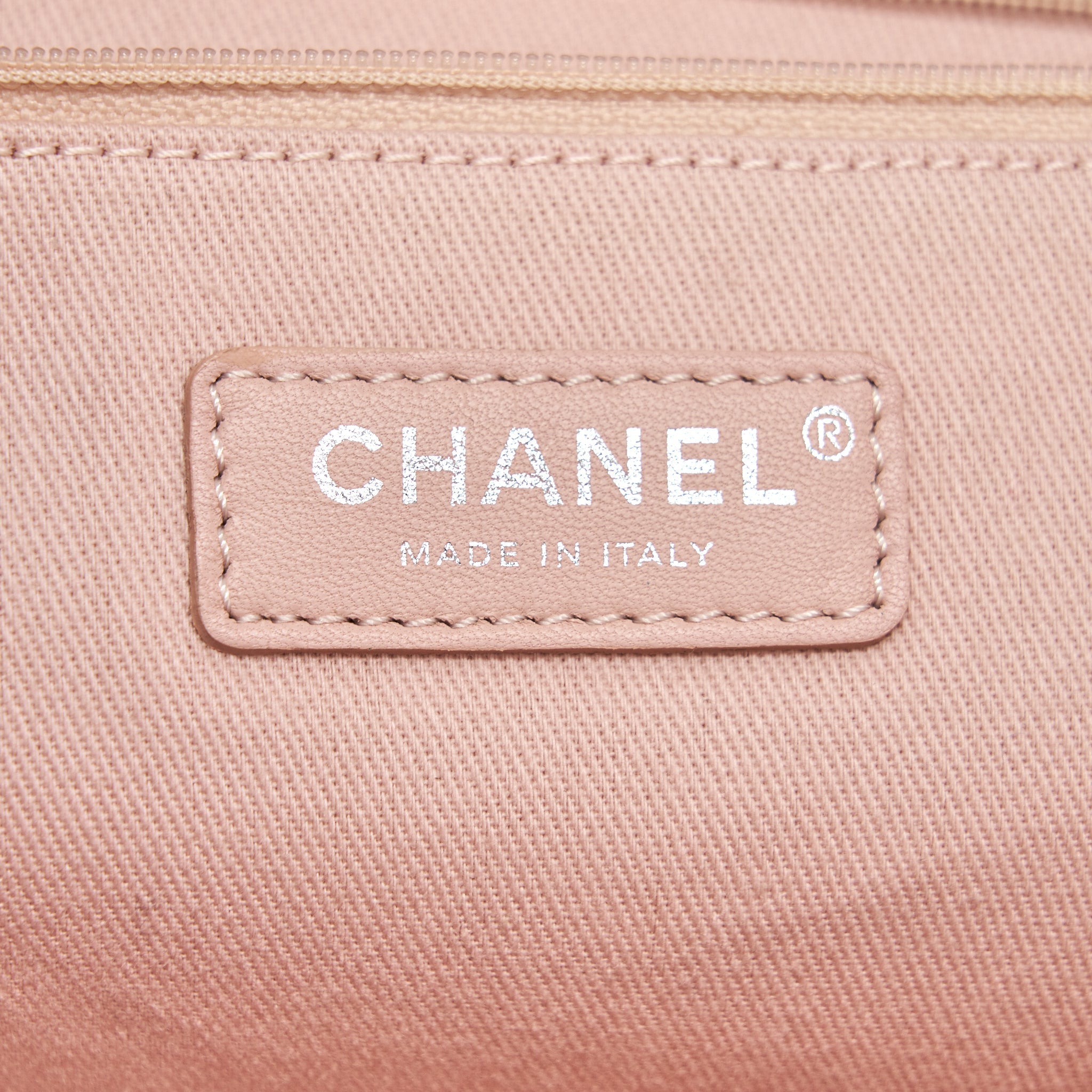 CHANEL DEAUVILLE MM TOTE BAG CANVAS PINK