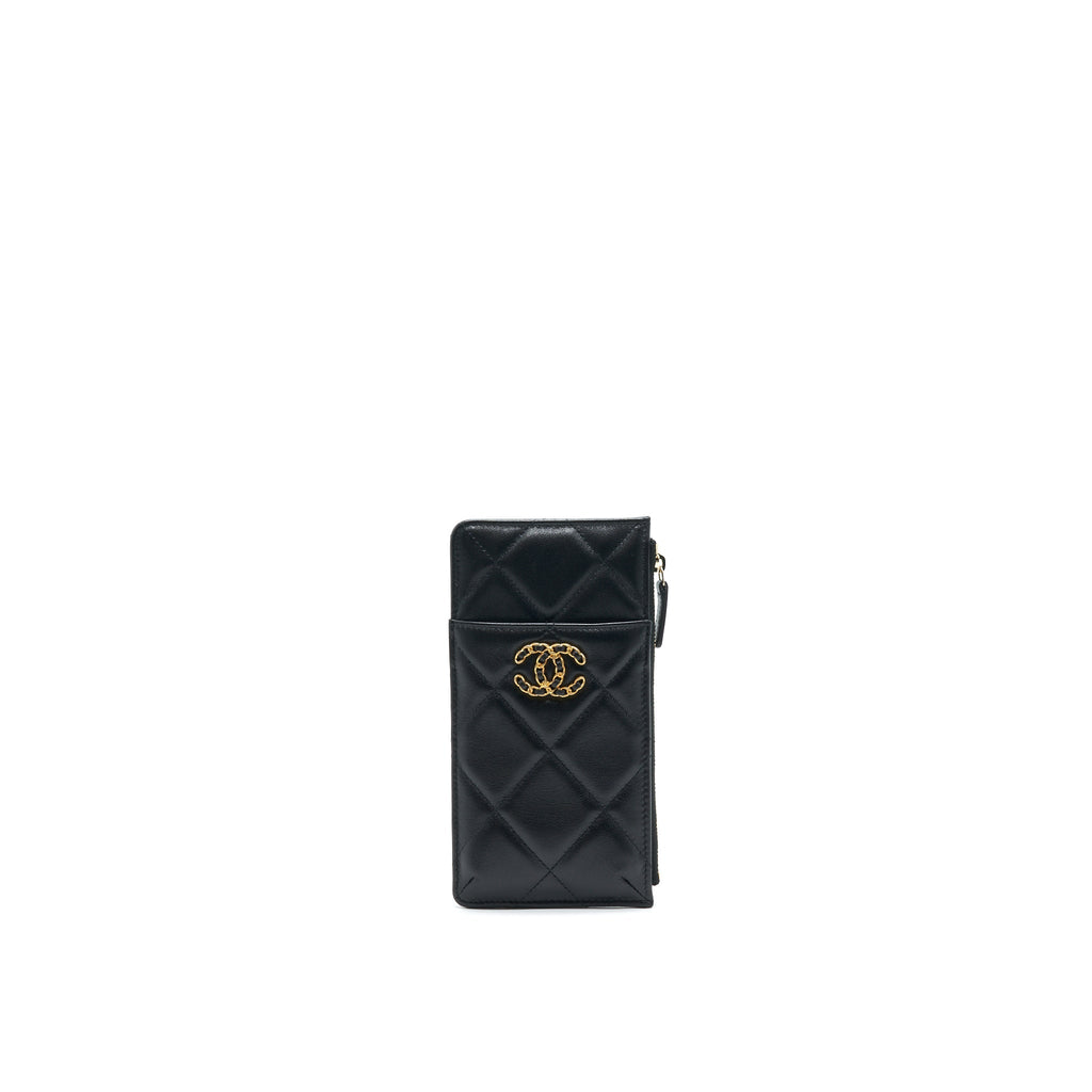 CHANEL 19 Phone and  Holder Lambskin Quilted Black