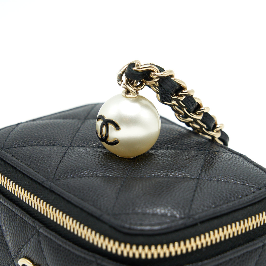 Chanel small Vanity Clutch with Chain with CC Pearl Caviar Black L