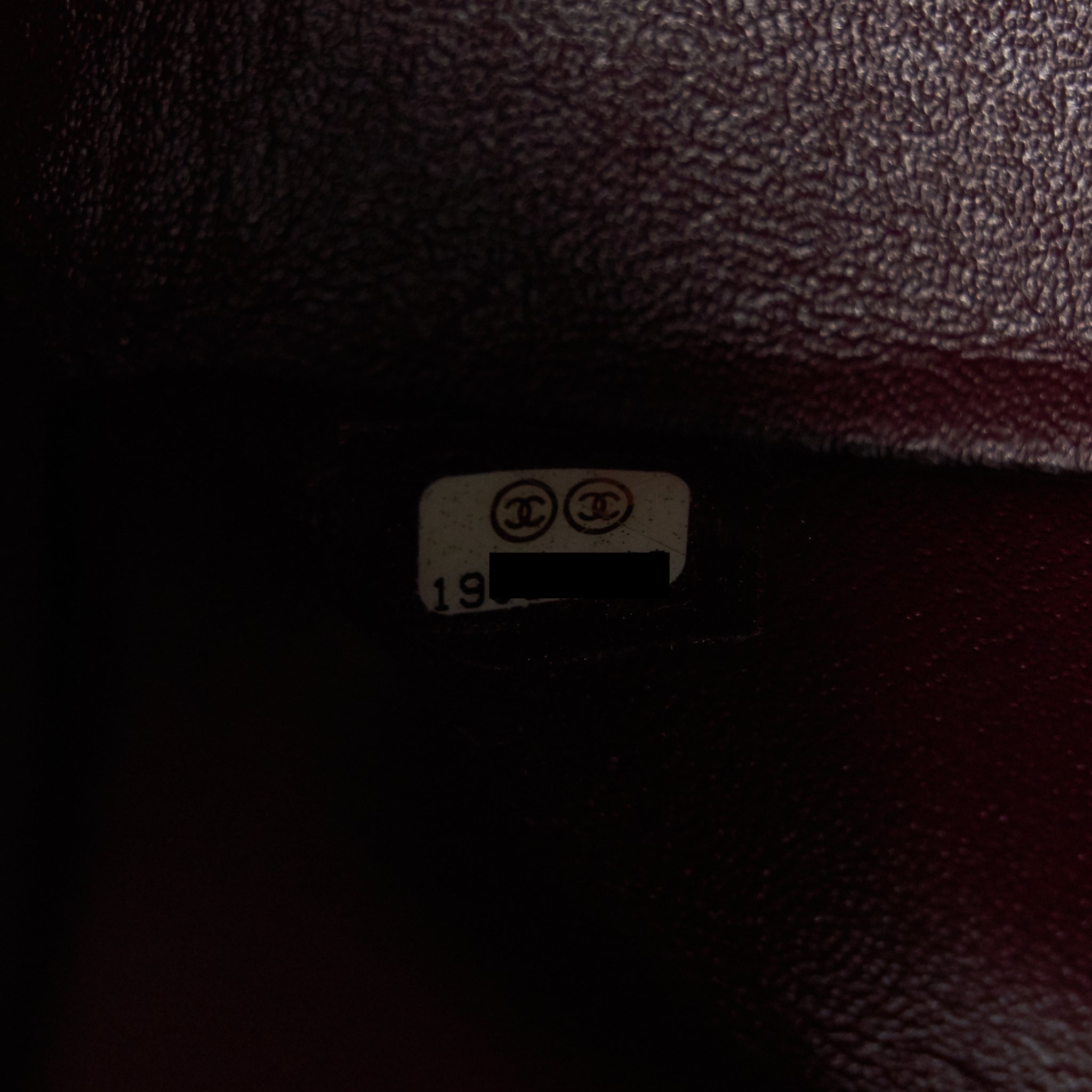 CHANEL JUMBO CLASSIC DOUBLE FLAP IN CAVIAR BLACK