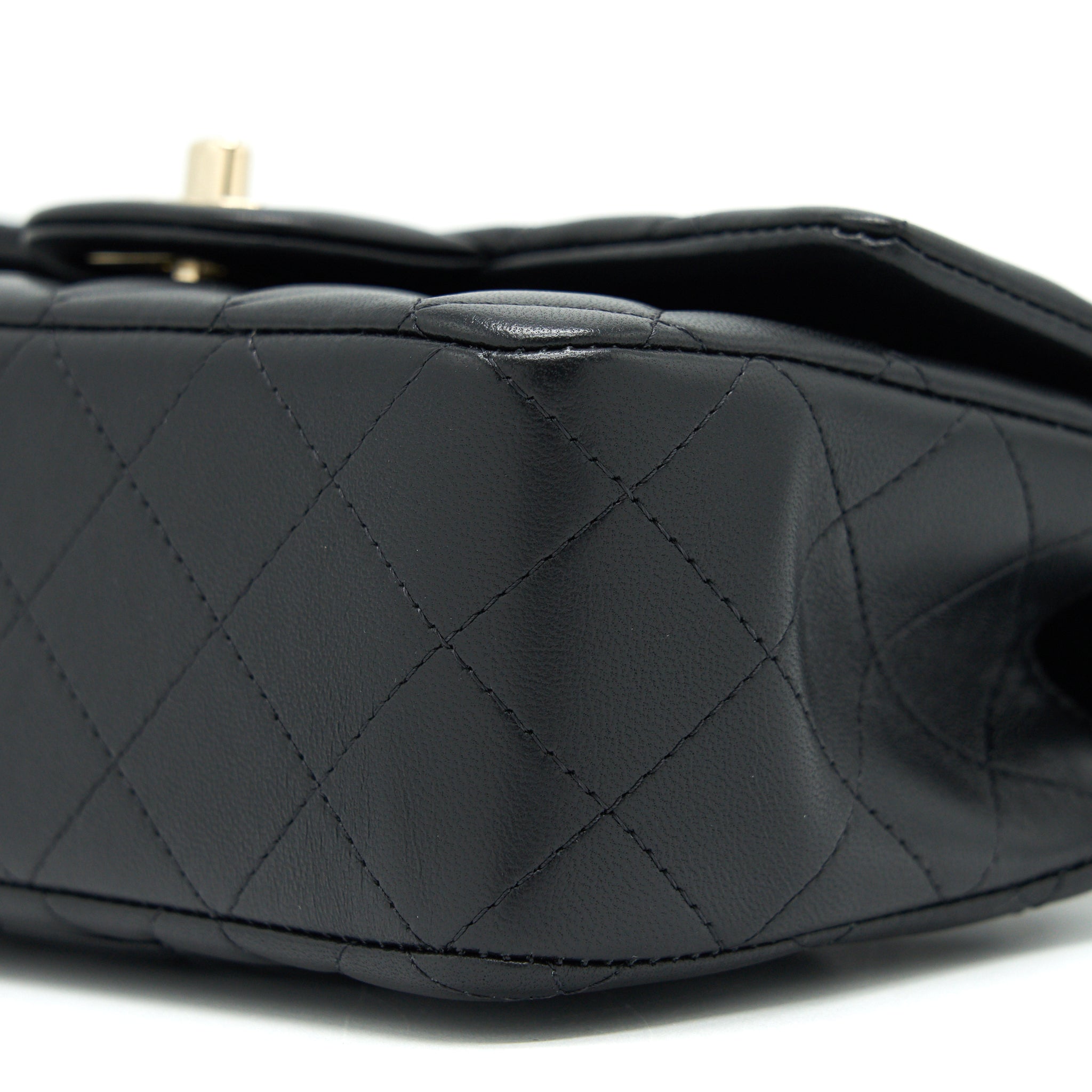 Chanel 21K top handle mini Rectangular flap Bag Black L