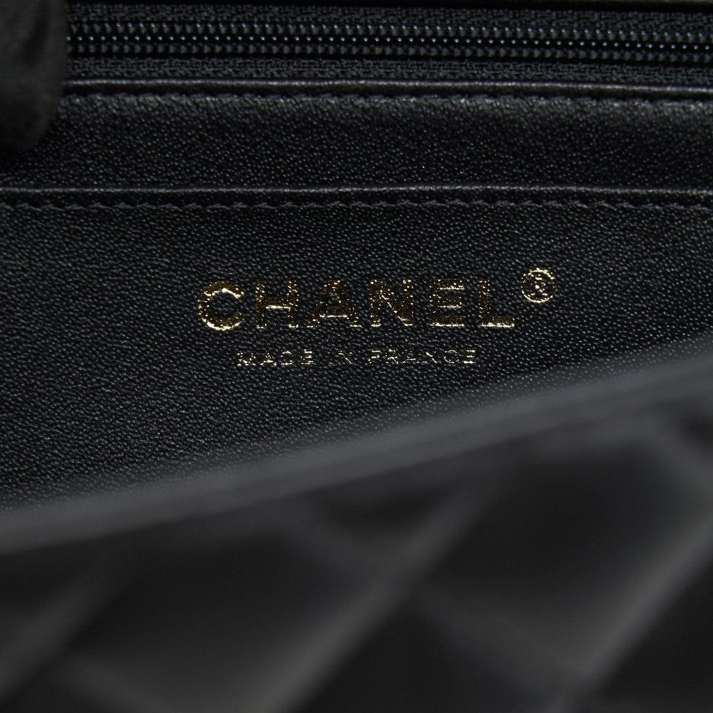 Chanel 21K top handle mini Rectangular flap Bag Black L