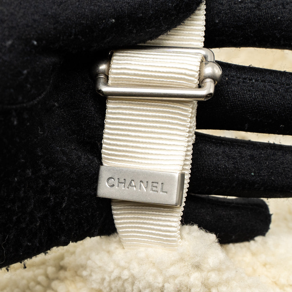 Chanel 19B Backpack Shearling White/Multicolour