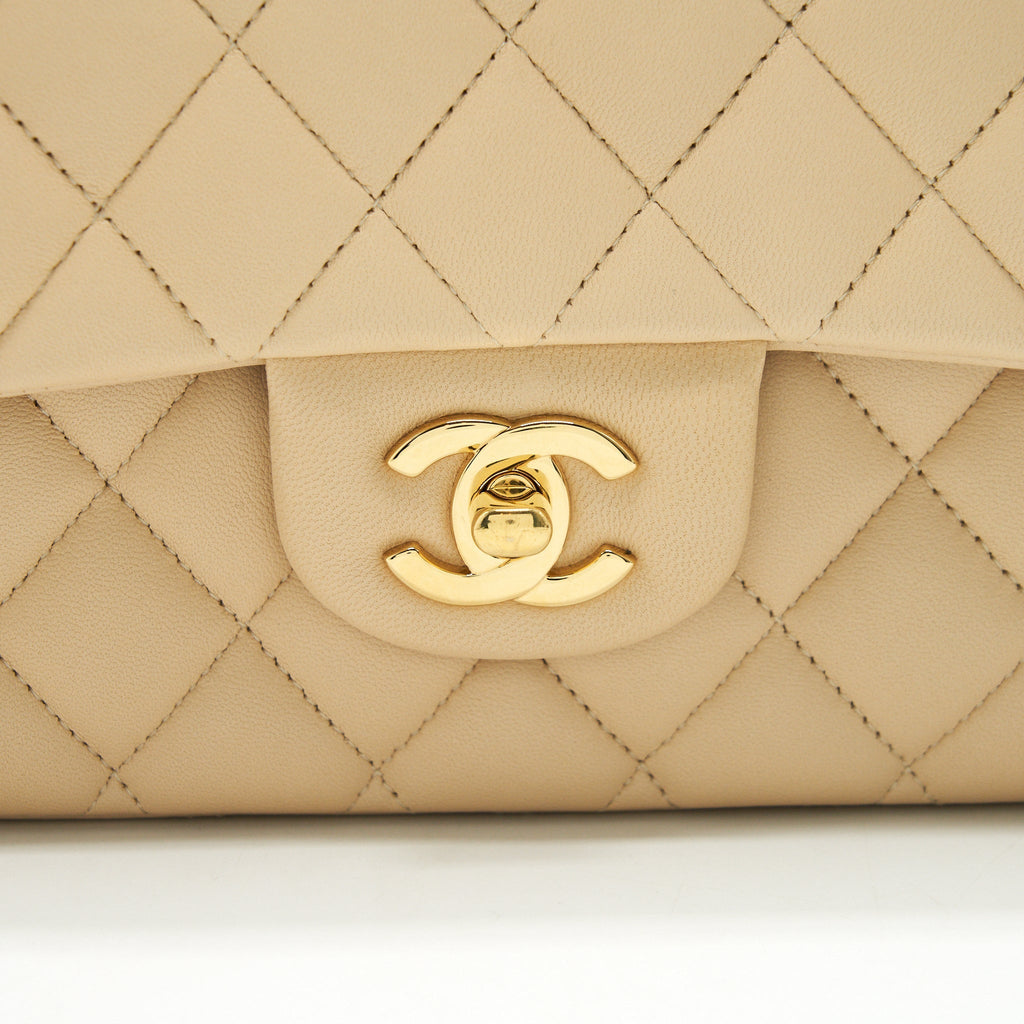 CHANEL MEDIUM CLASSIC DOUBLE FLAP LAMBSKIN BEIGE WITH