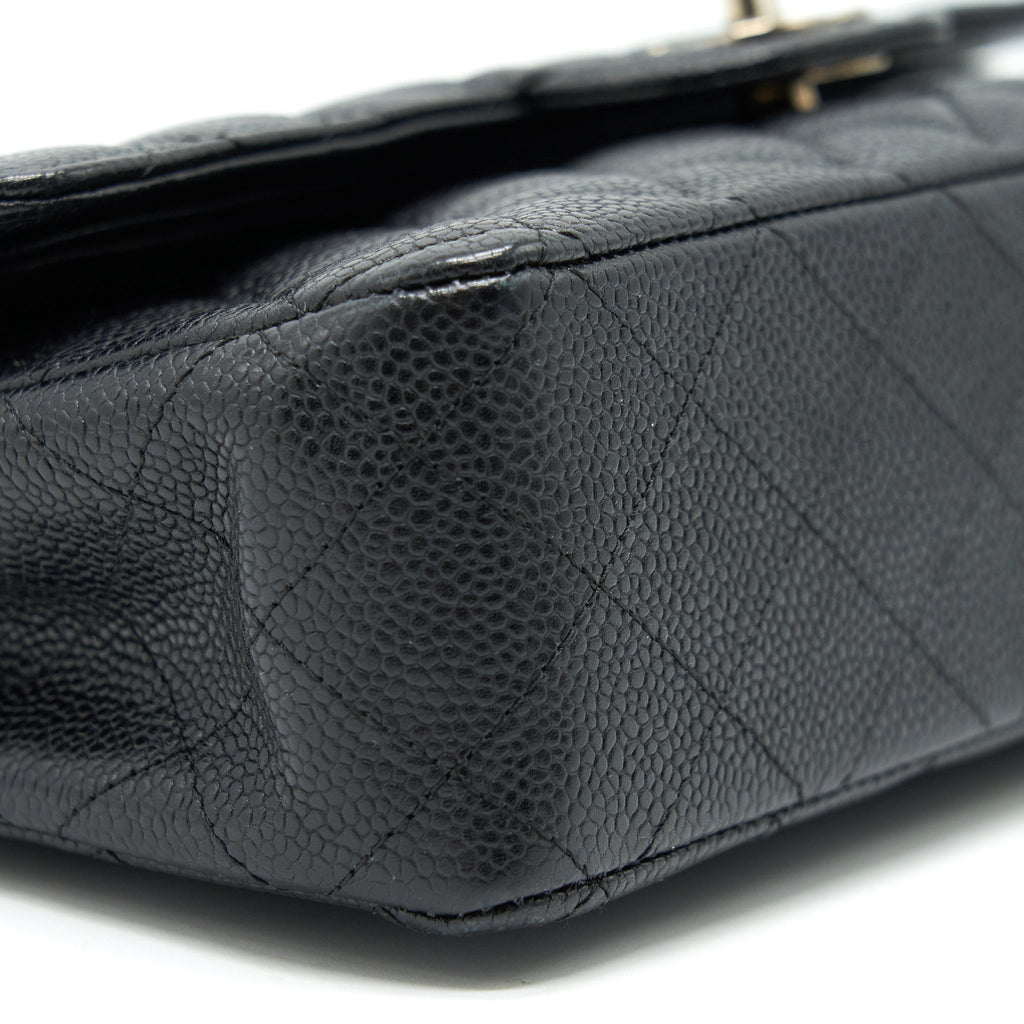 Chanel Medium Classic Double Flap Caviar Black  serial 12