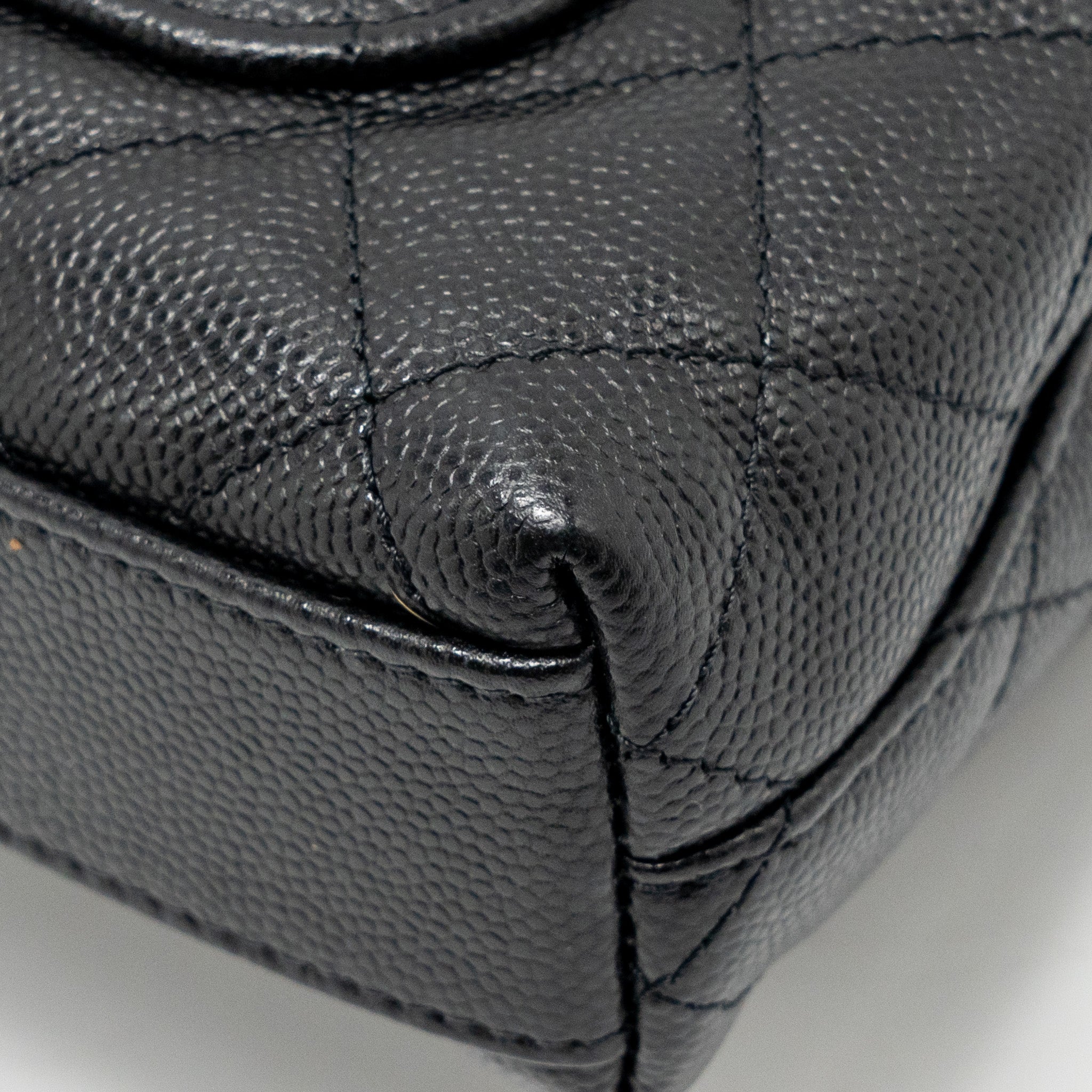 Chanel Coco Handle Clutch with Chain Caviar Black L (Microchip)