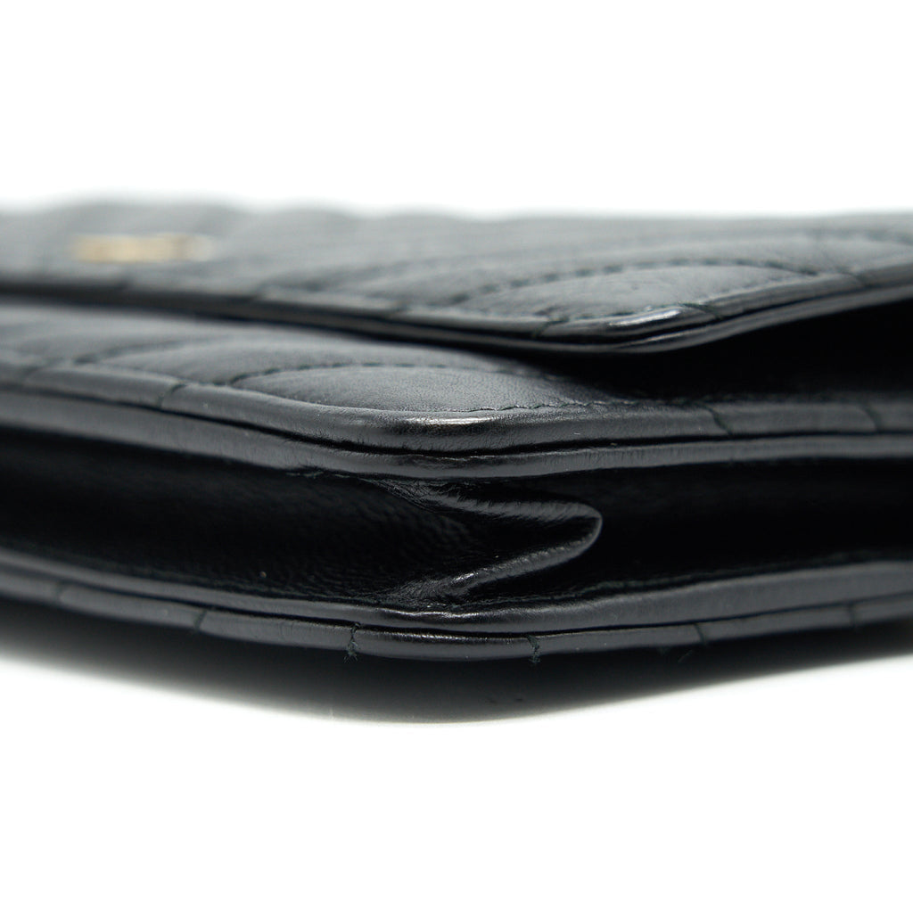 CHANEL CHEVRON WALLET ON CHAIN BLACK  CALFSKIN