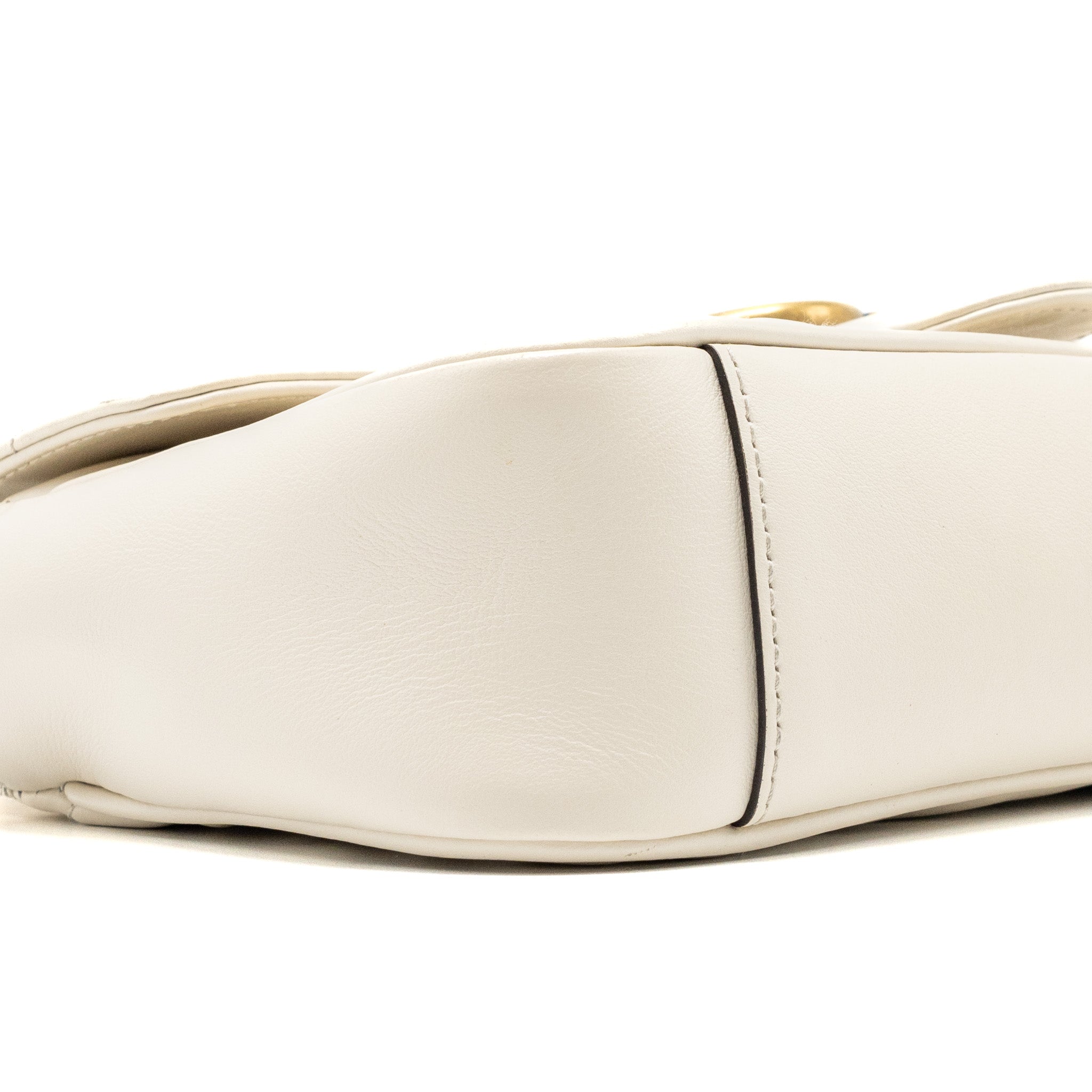 Gucci Mini Marmont bag calfskin white