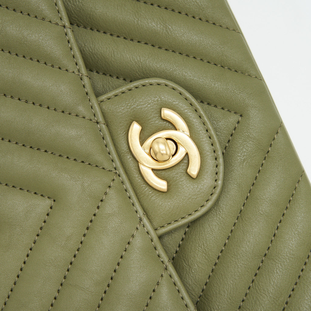 Chanel Chevron Medium Classic Double Flap Bag Olive-Green