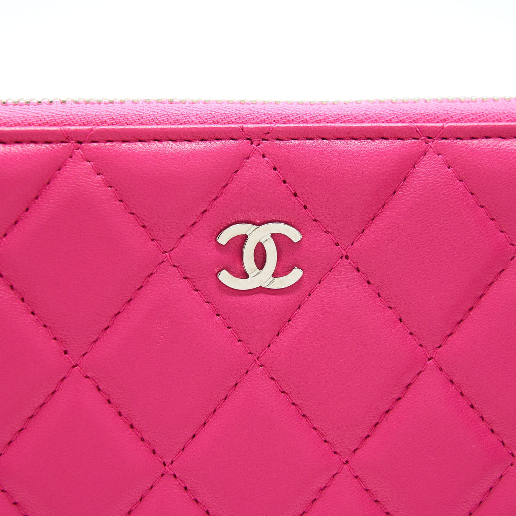 Chanel Quilted Zipper Clutch Lambskin Pink
