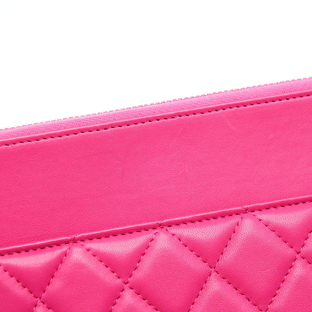 Chanel Quilted Zipper Clutch Lambskin Pink