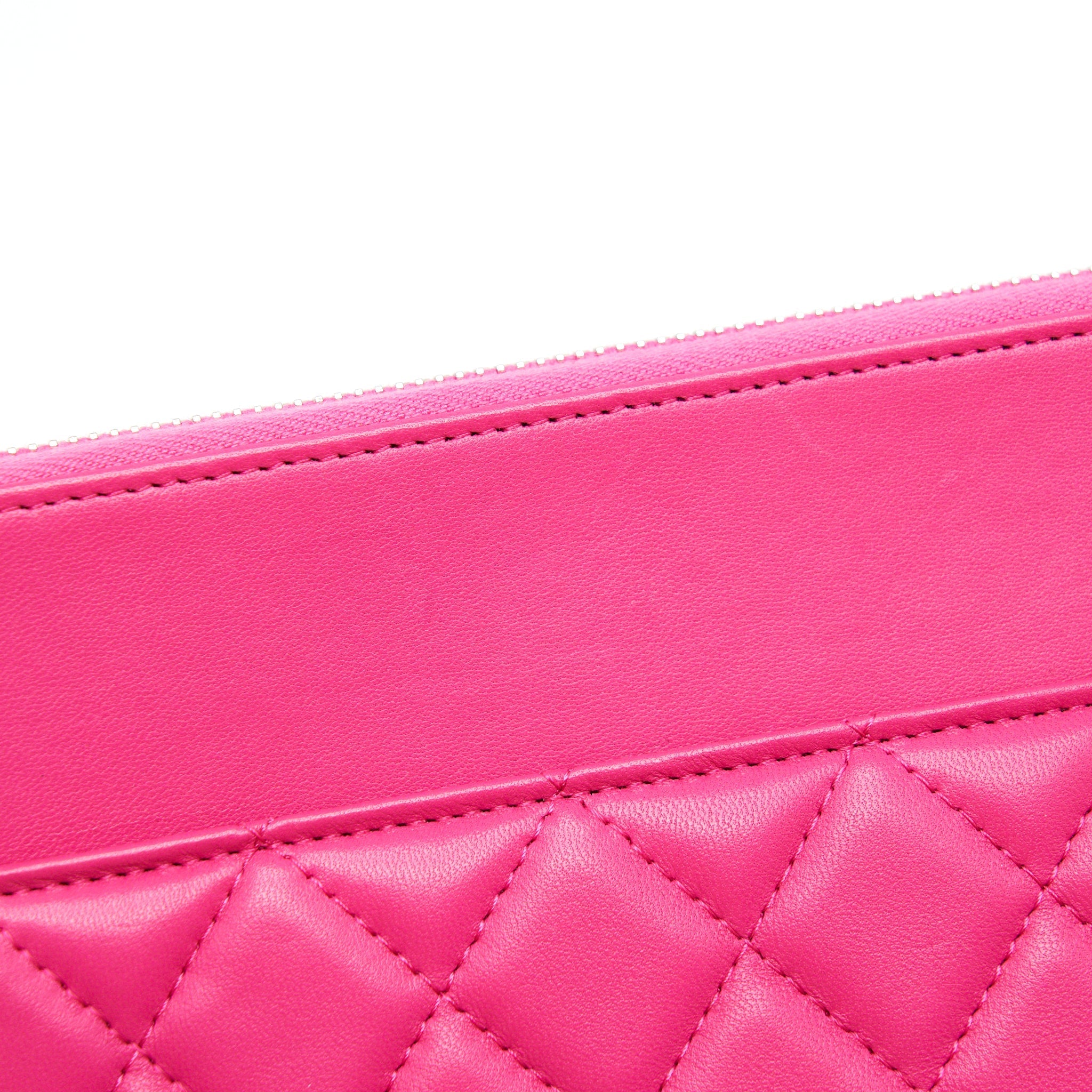 Chanel Quilted Zipper Clutch Lambskin Pink
