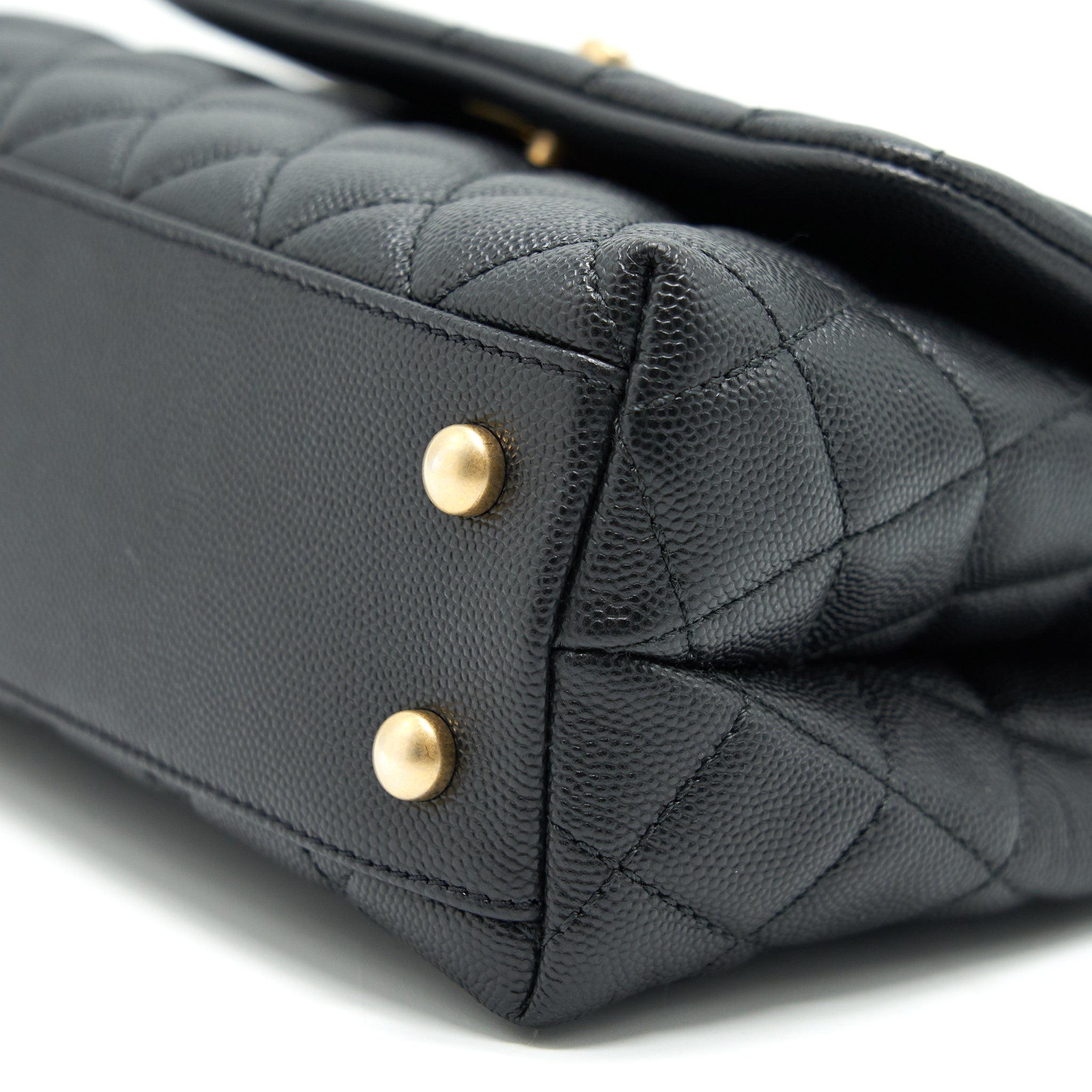Chanel Mini Coco Handle Flap Caviar in Black