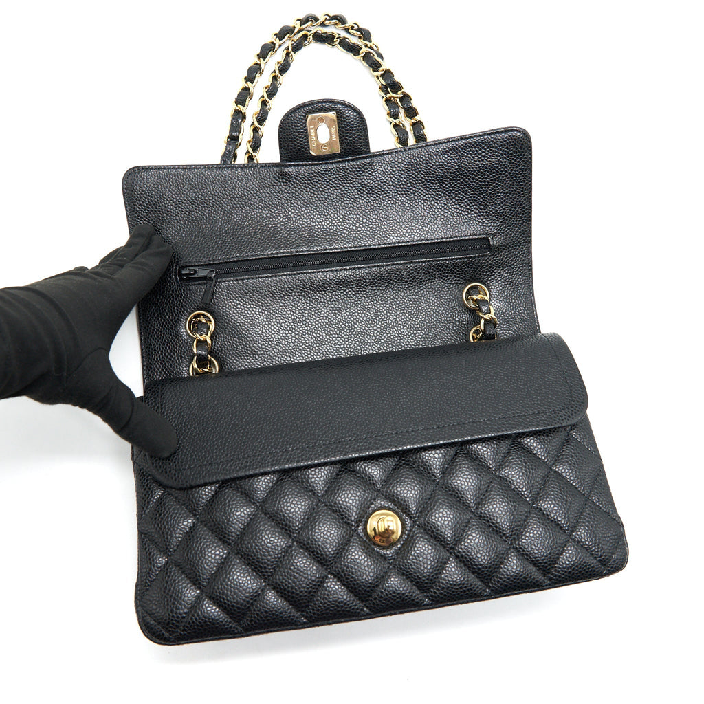 Chanel Medium Classic Double Flap Caviar in Black