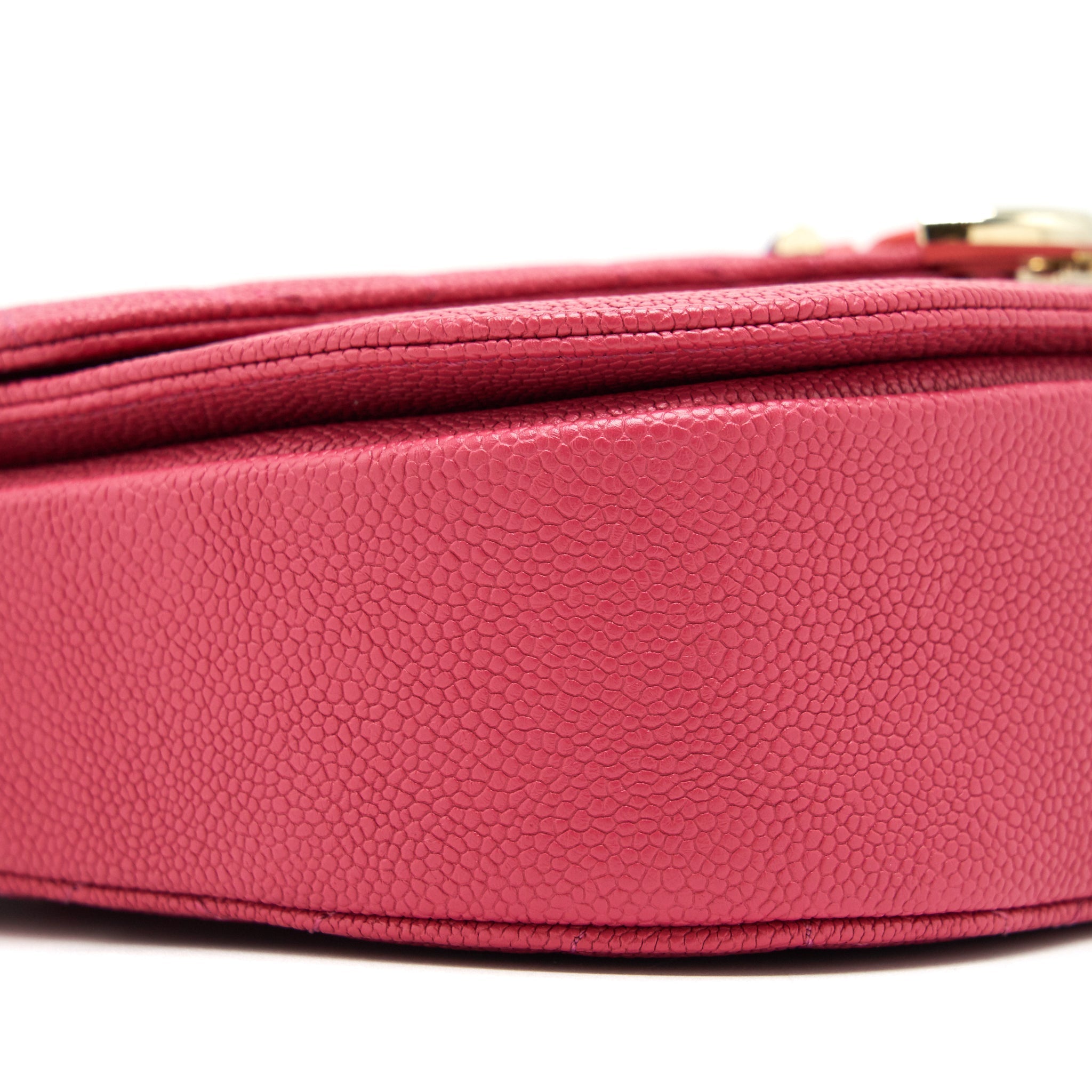 Chanel Messenger Crossbody Bag Caviar Red