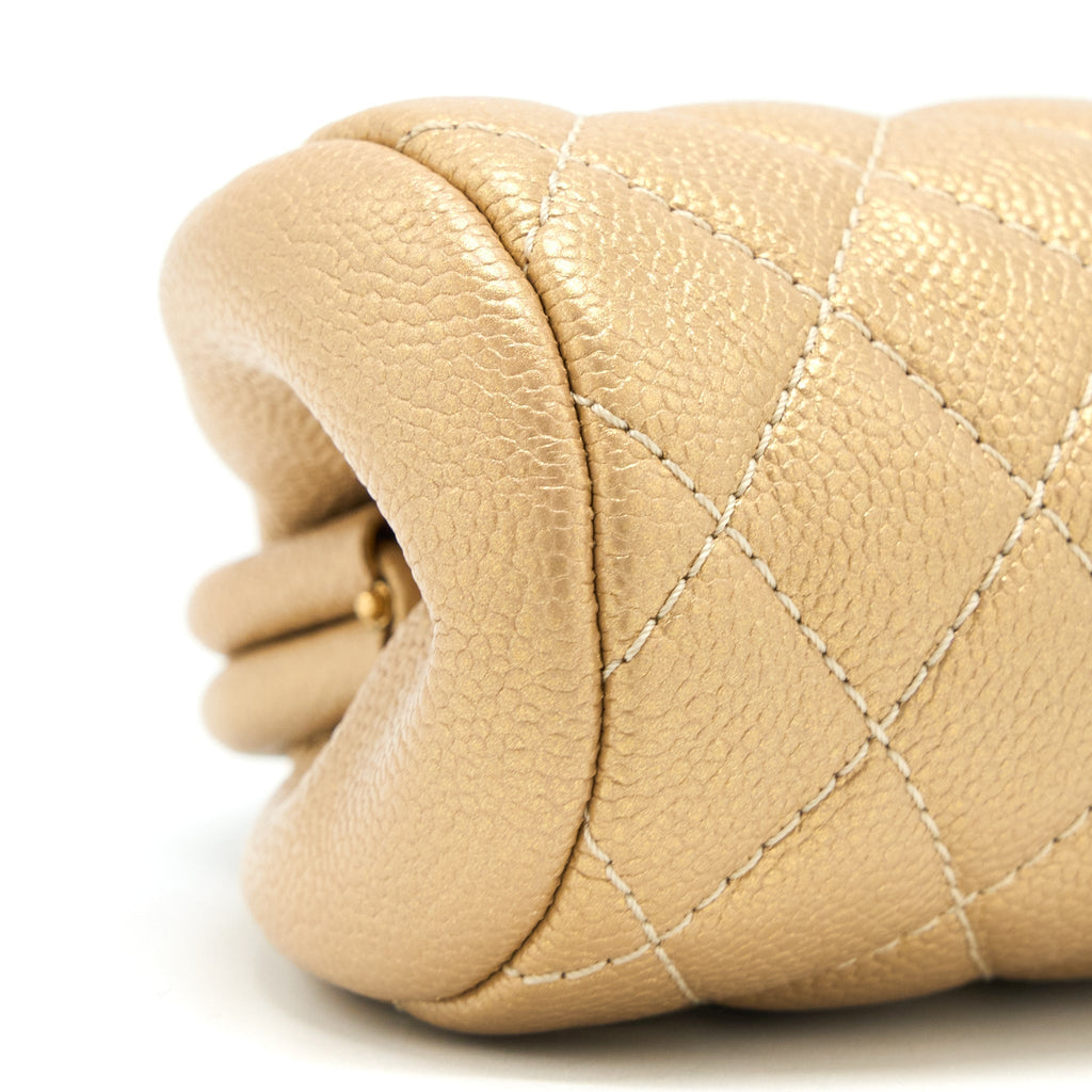 Chanel Timeless Clutch Caviar Gold Brushed