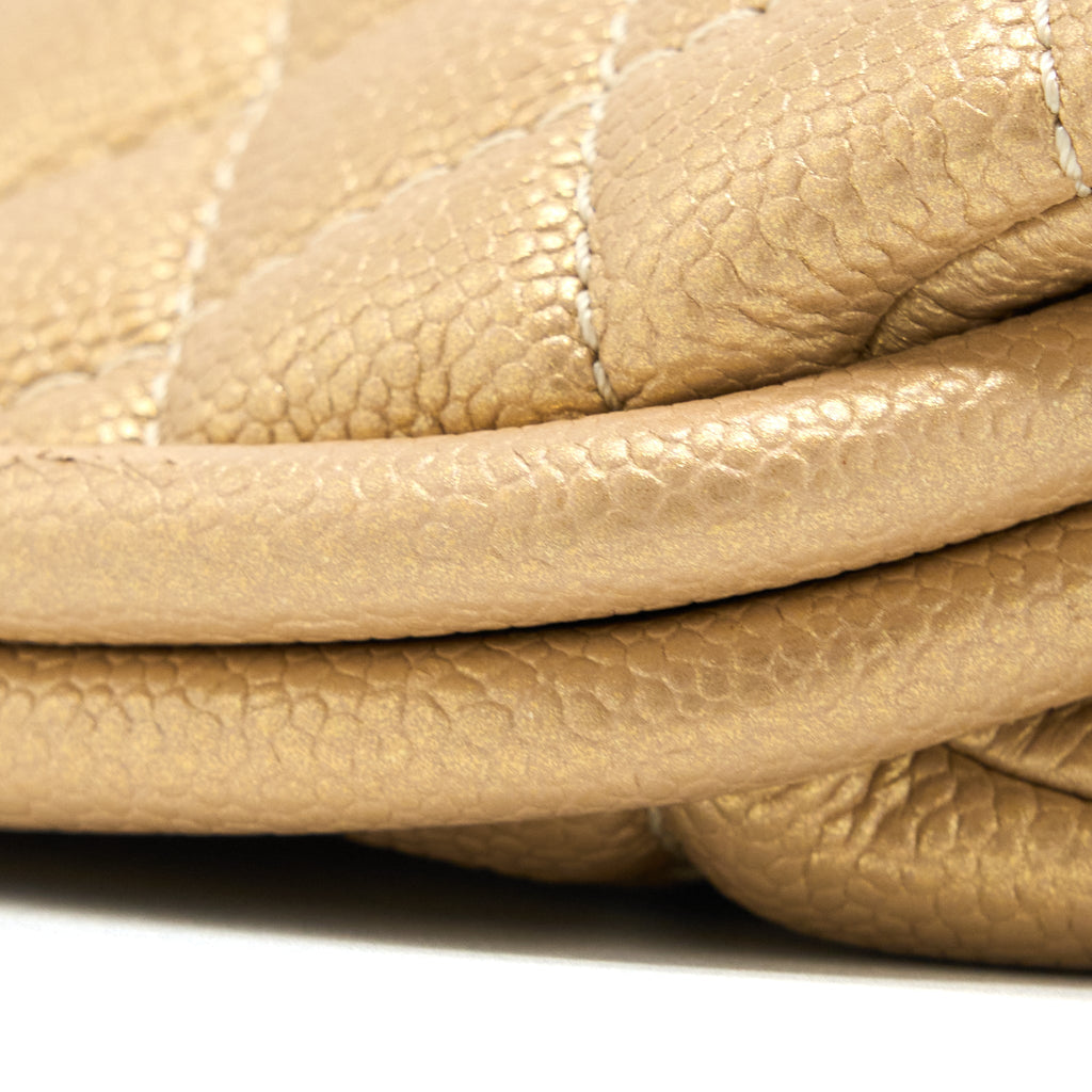 Chanel Timeless Clutch Caviar Gold Brushed