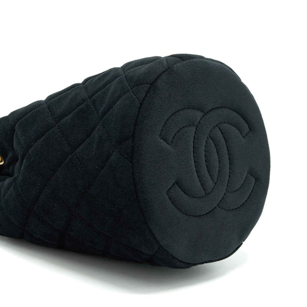 Chanel Pearl Crush On Chain Mini Bucket Velvet Black L